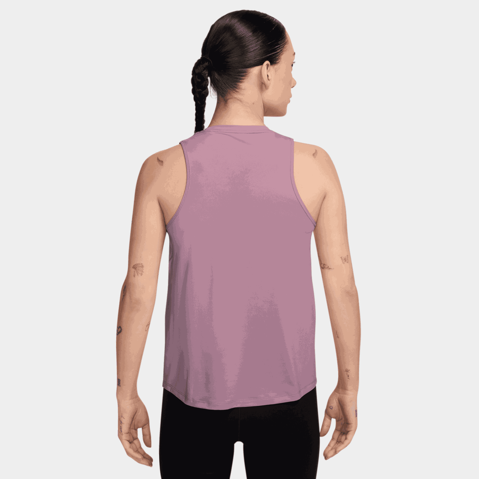  Női Dri-FIT klasszikus felső