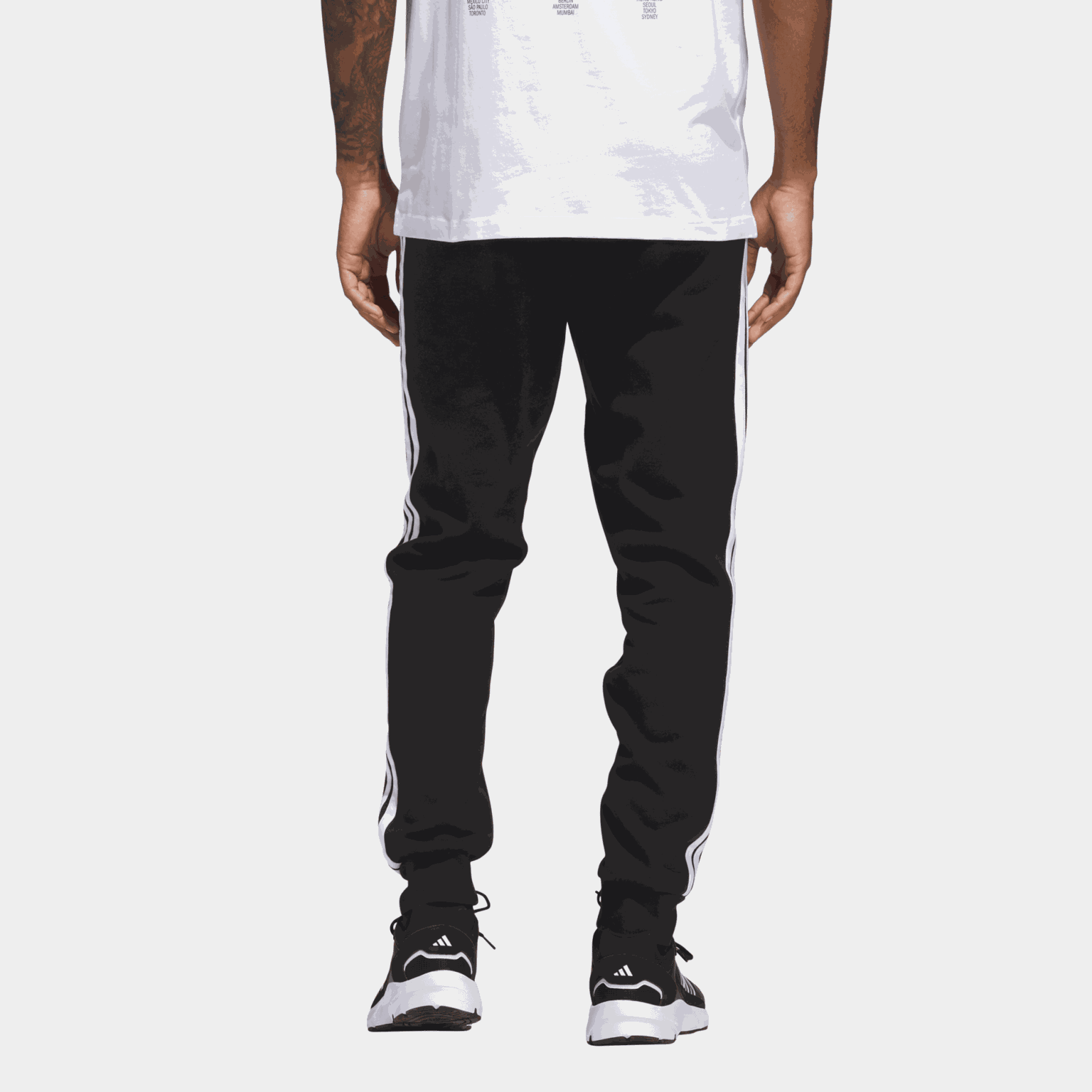  Męskie spodnie dresowe Essentials z 3 paskami z polaru