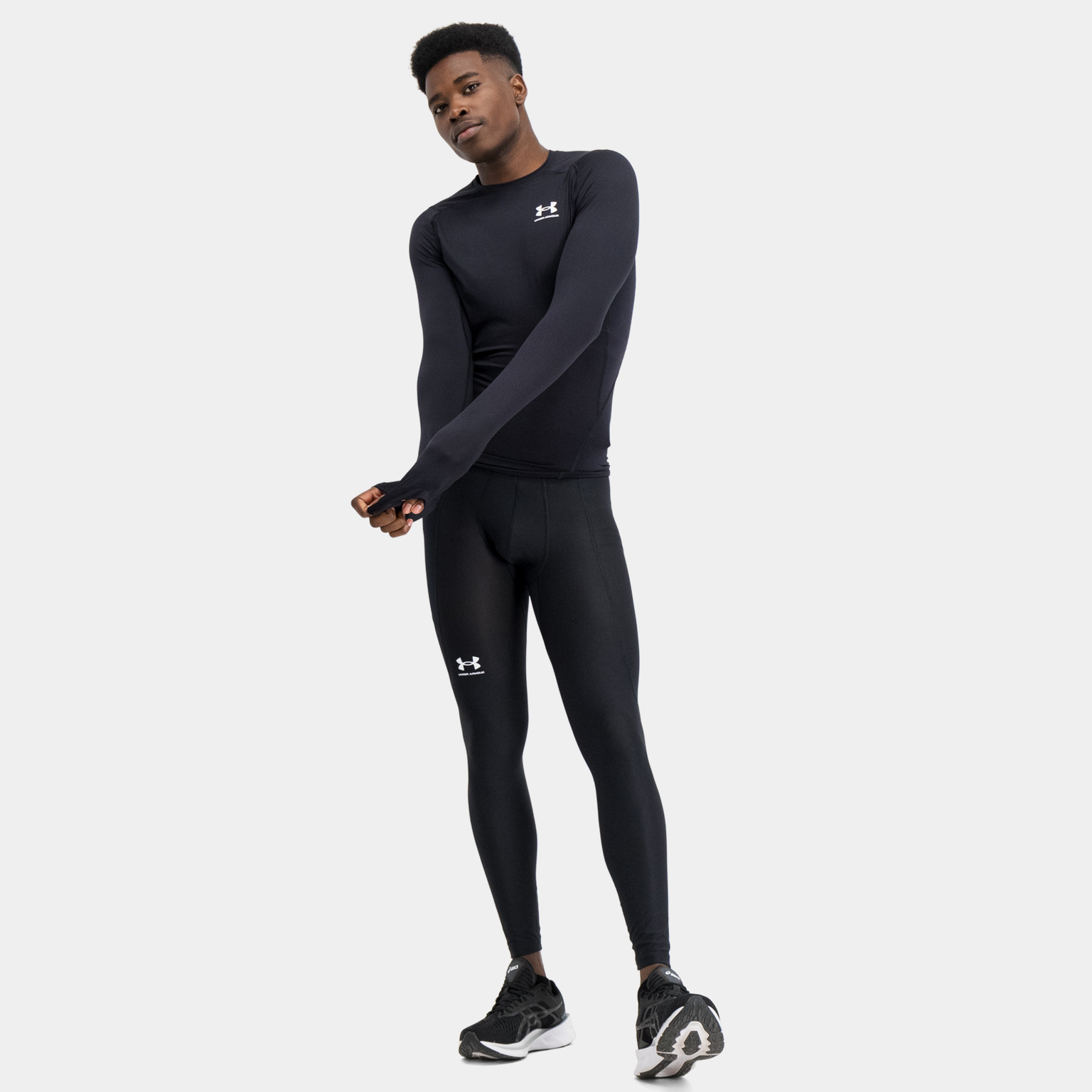 Koszulka treningowa HeatGear™ Armor z długim rękawem dla mężczyzn – czarna
