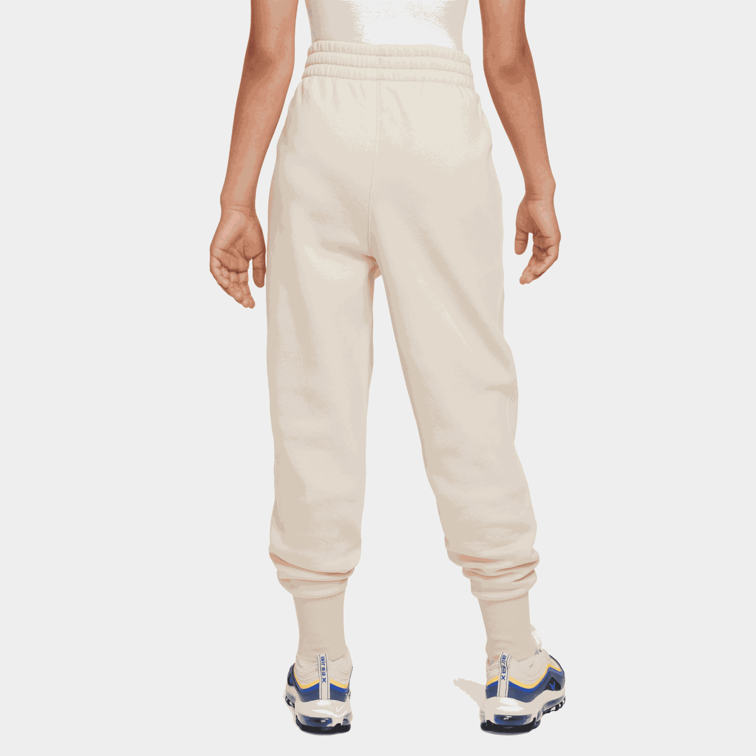 Conjunto de treino Nike Sportswear Club Fleece, tamanho infantil - marrom