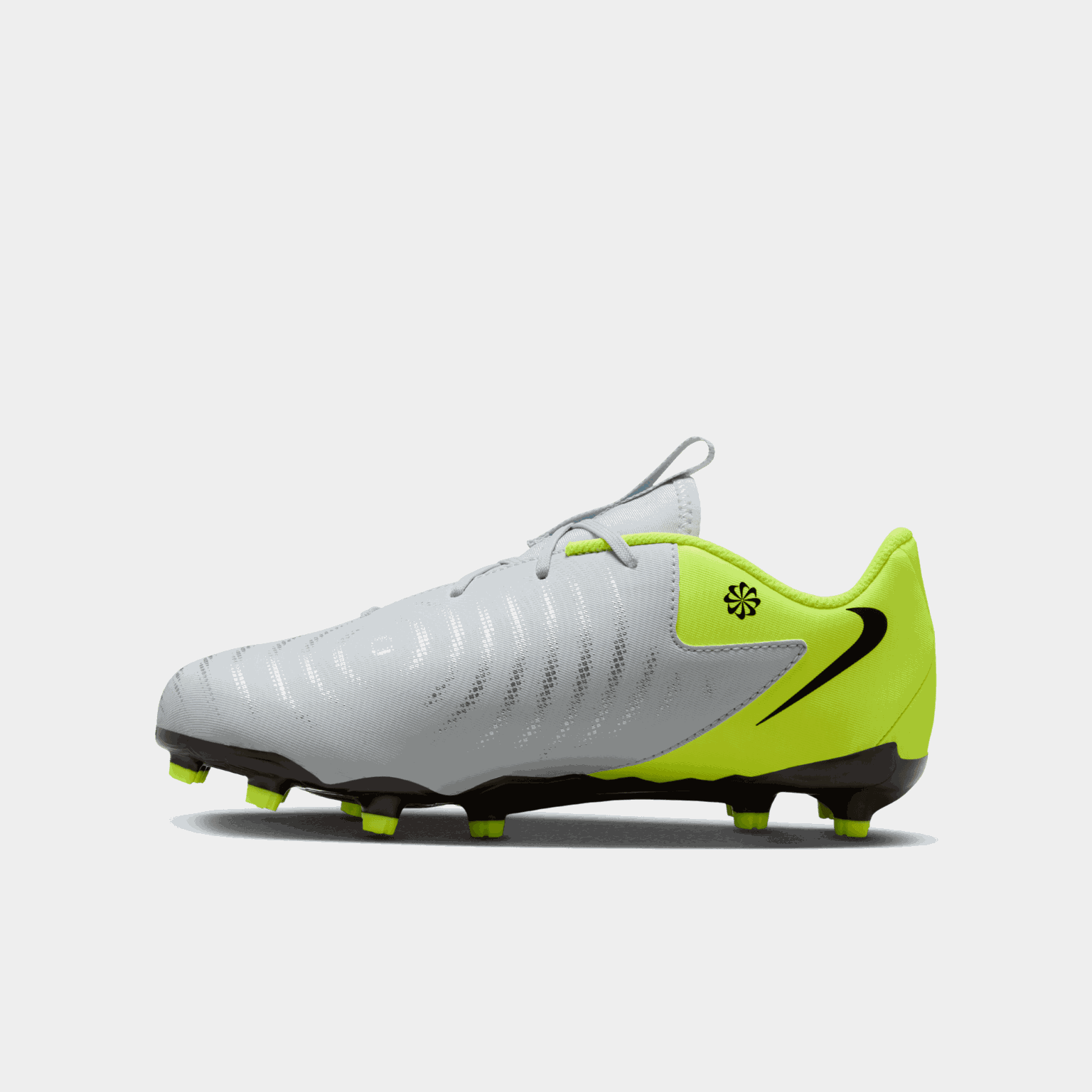 Buty piłkarskie Phantom GX 2 Academy MG Q4 24 do gry na trawie naturalnej i sztucznej, rozmiar juniorski - srebrne