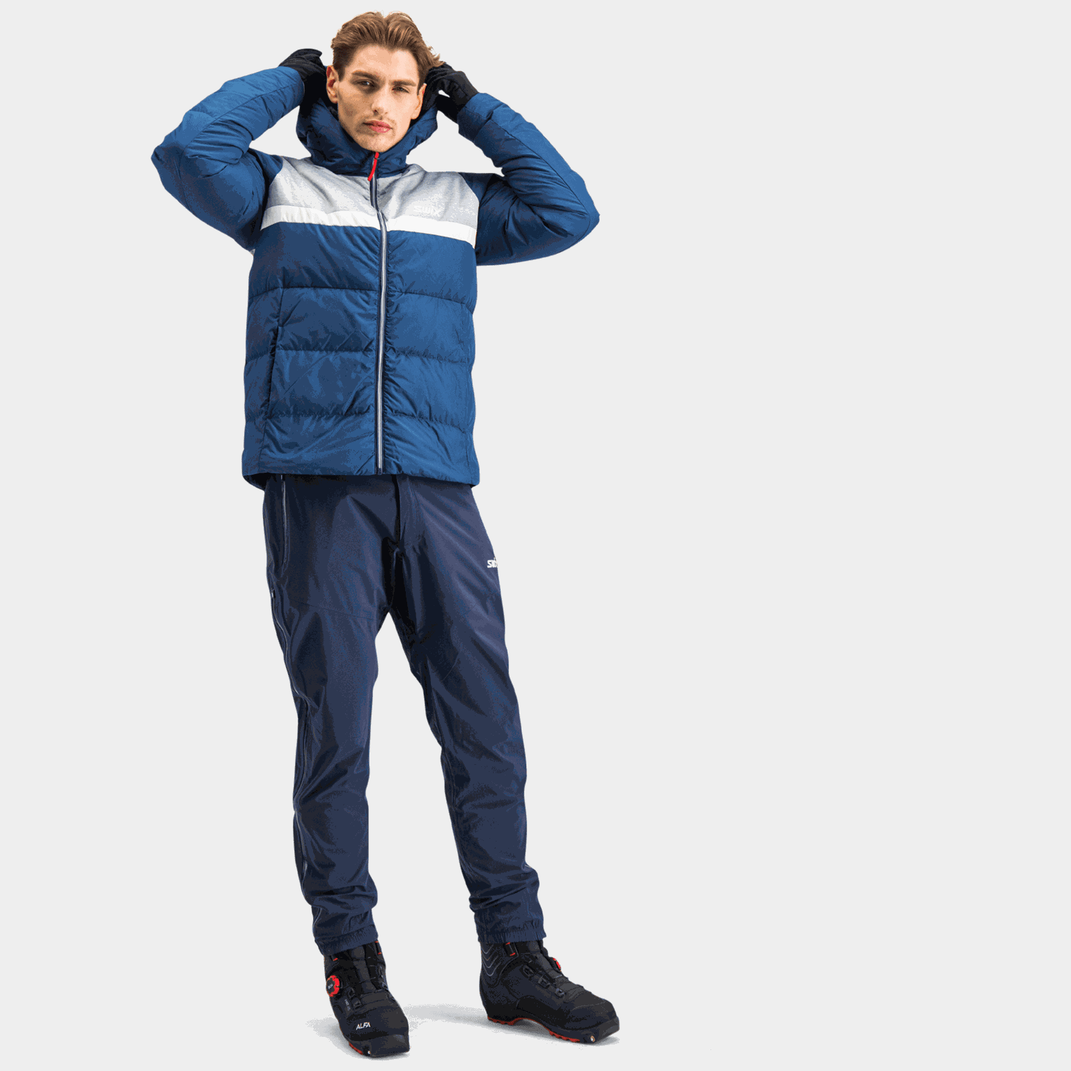  Jaqueta acolchoada masculina Swix Focus 23/24 azul escuro