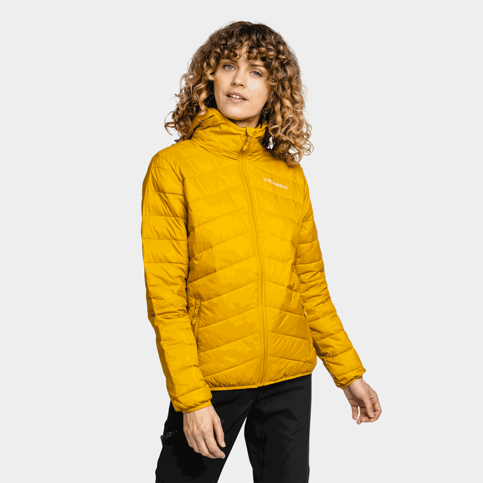 Jaqueta acolchoada com capuz Stokke Rec, Jaqueta acolchoada feminina