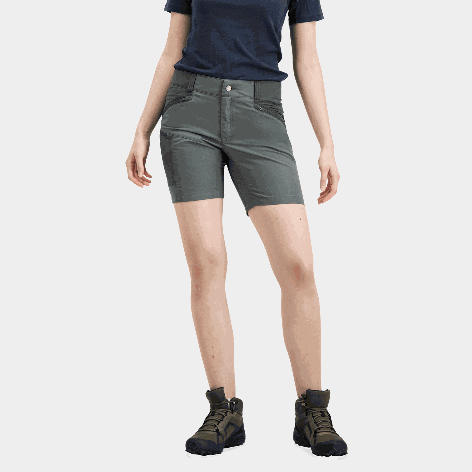 Pantaloncini ibridi elasticizzati Tived, modello Wandershorts, da donna - Verdi