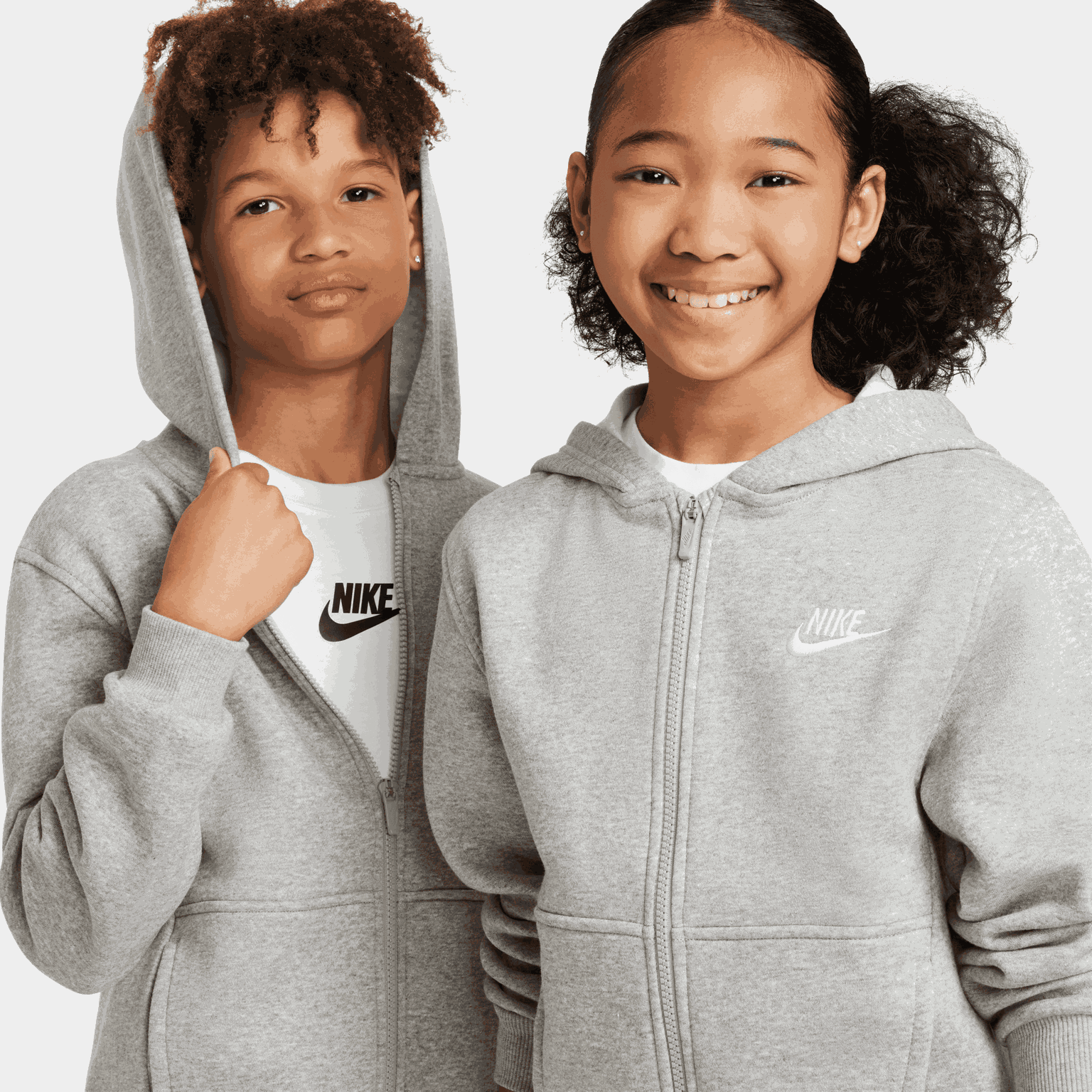  Sportswear Club Fleecejas met capuchon, kindermaat