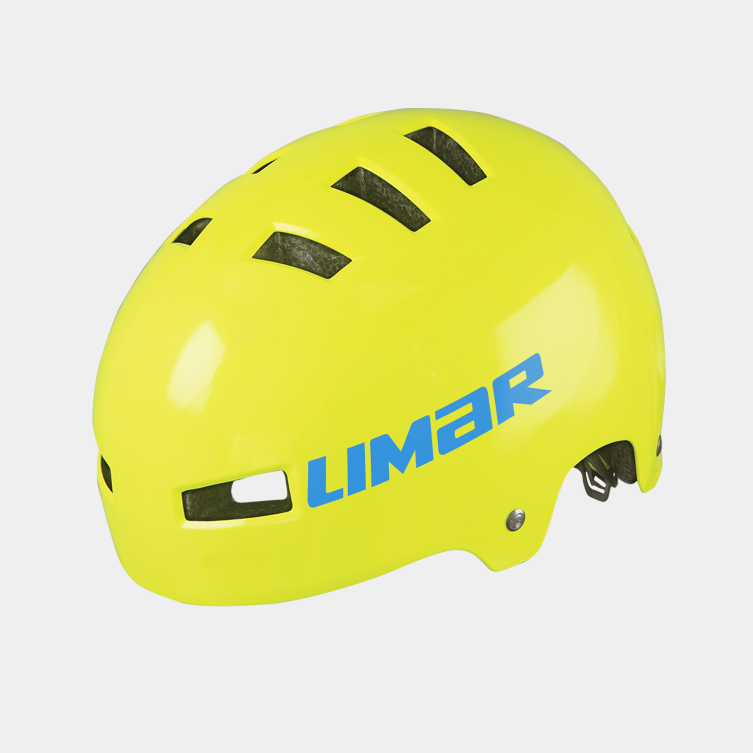 Capacete BMX 360 para adolescentes de 25 anos.