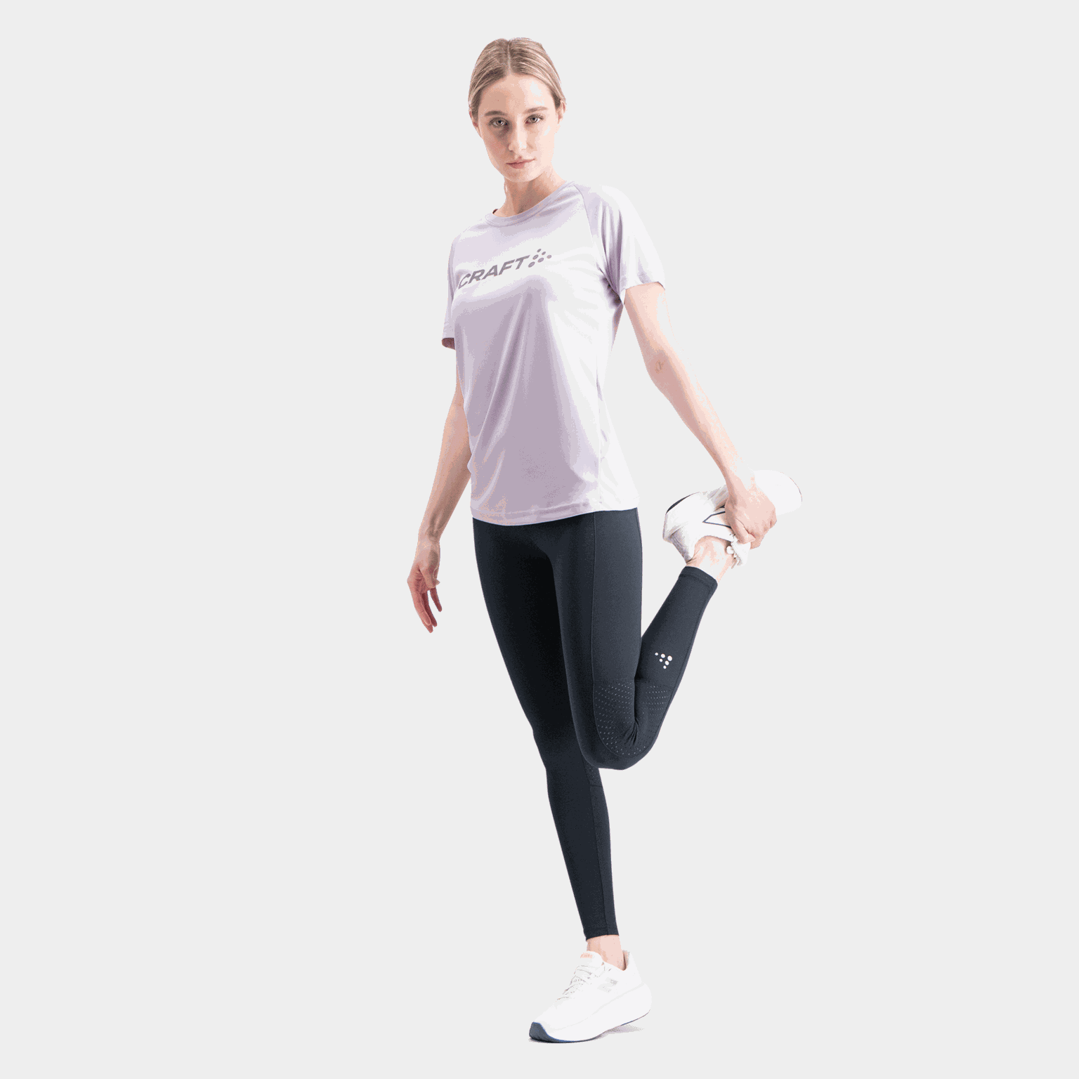  Core Essence logo T-shirt, dames trainingsjack.