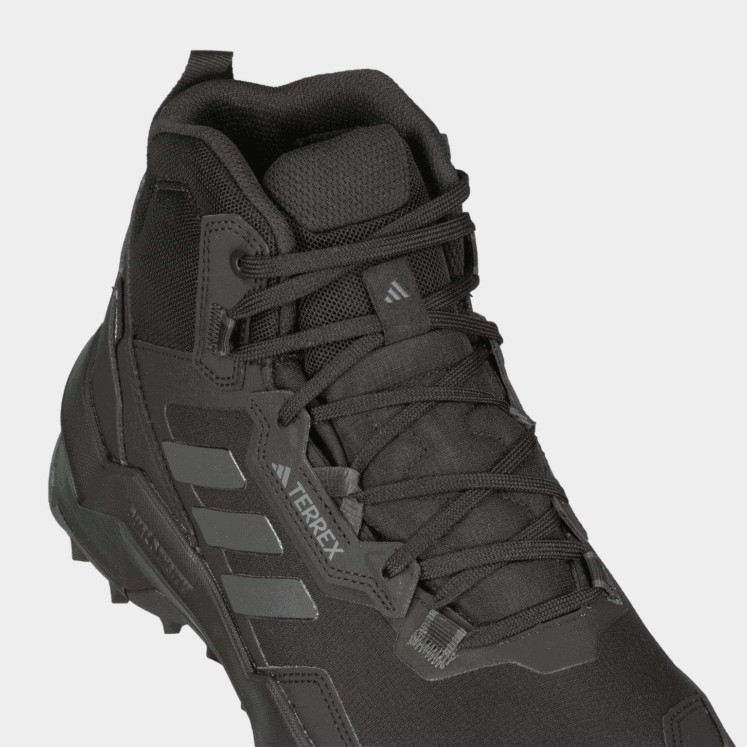  Pánské turistické boty Terrex Ax4 Mid Gore-Tex - černé