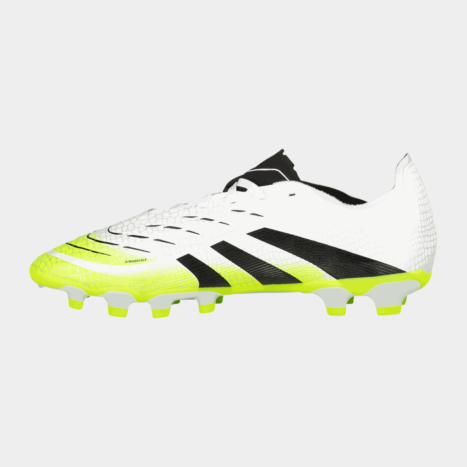  Chuteiras Predator League MG, unissex, para jogar em grama natural e artificial.