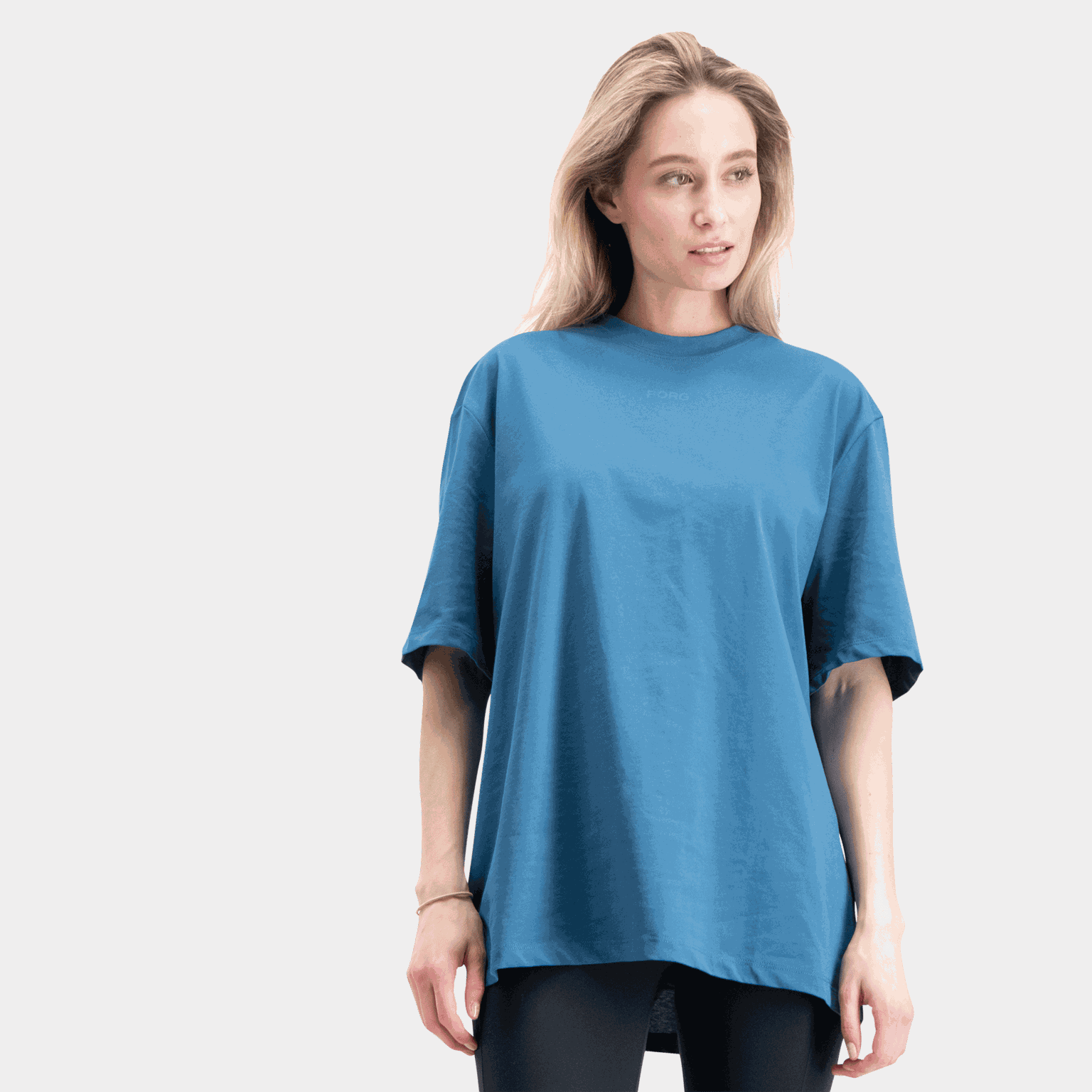  Tricou Studio, Tricou pentru femei