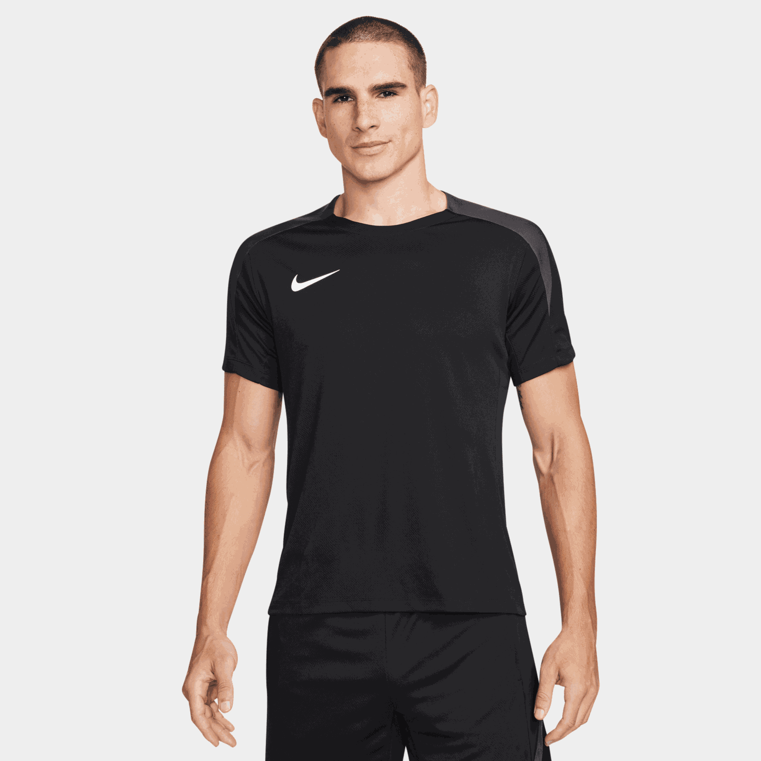 Camisa de futebol masculina Dri-FIT Strike de manga curta