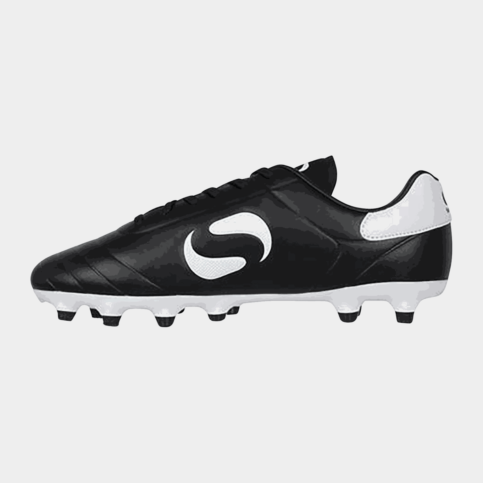 Chuteiras Strike SG para futebol de grama artificial masculinas - pretas