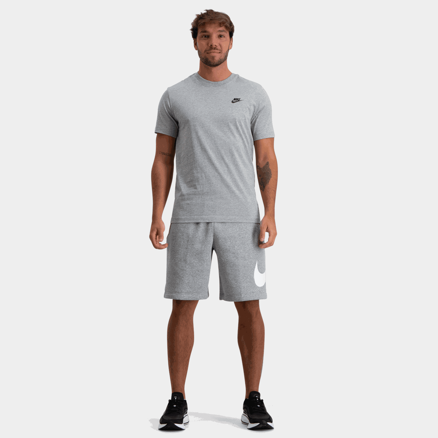  Nike Sportswear Club heren T-shirt - Grijs