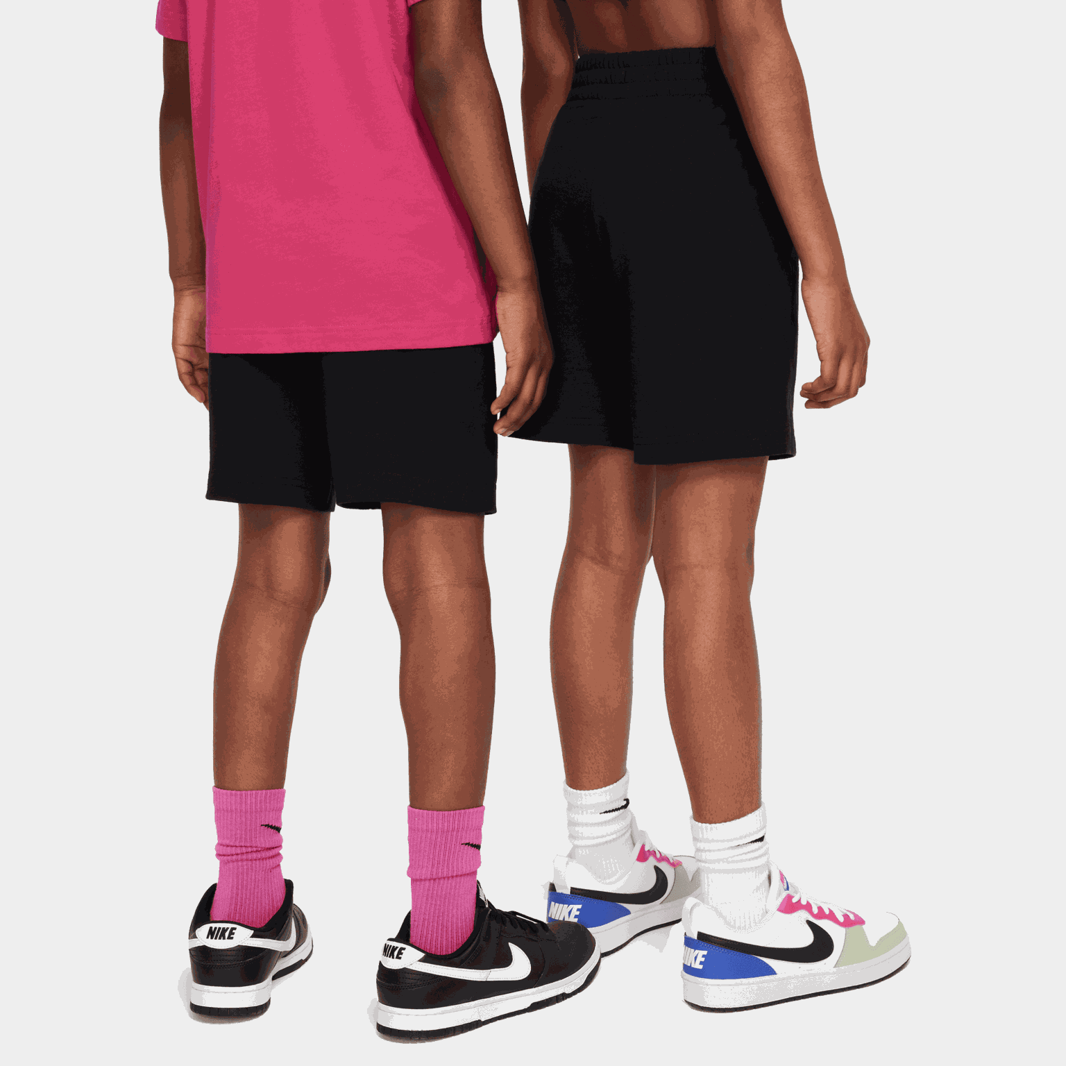  Nike Sportswear Club kötött rövidnadrág gyerekeknek, fekete.