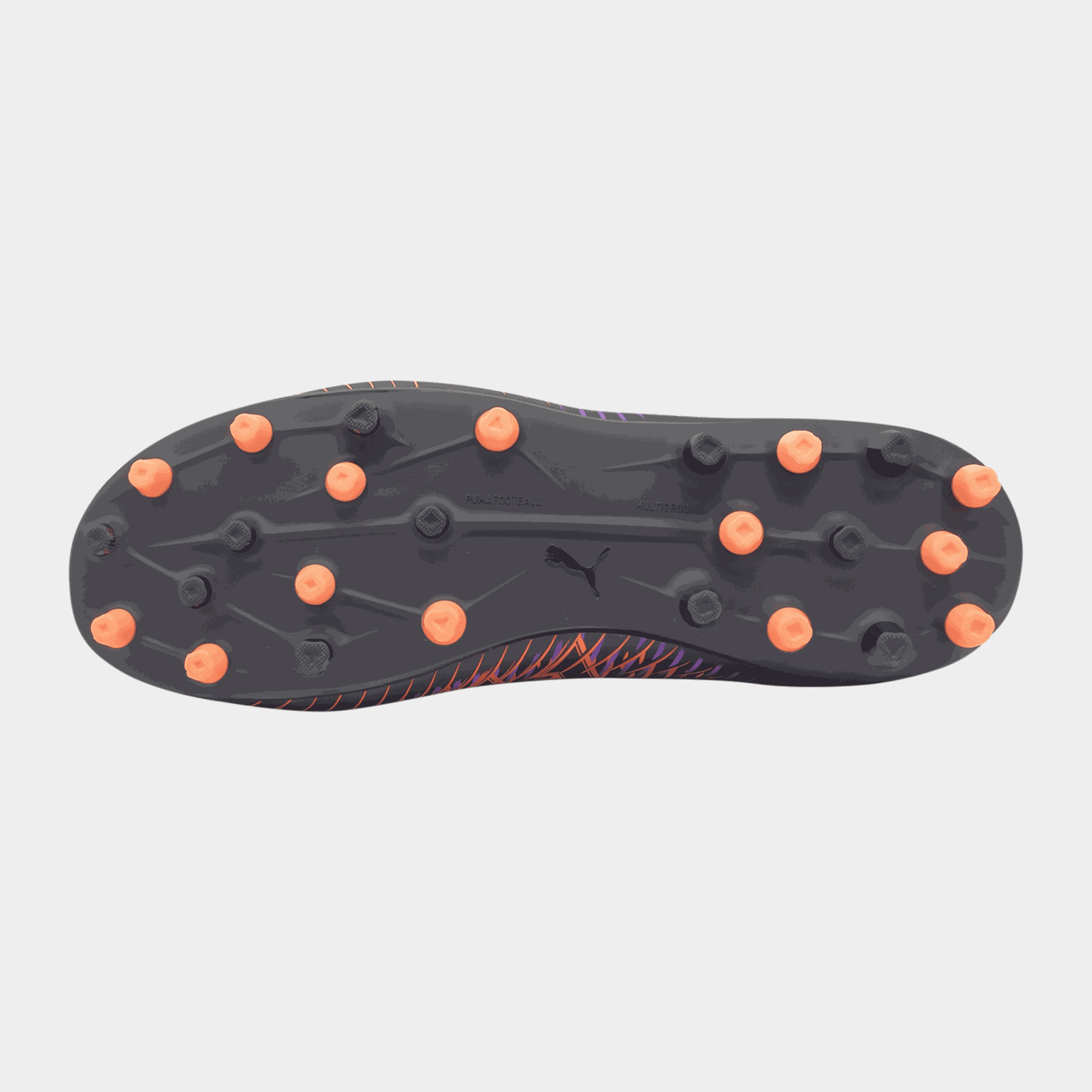 Buty piłkarskie FUTURE 8 Play MG dla dzieci, przeznaczone do gry na trawie naturalnej i syntetycznej.