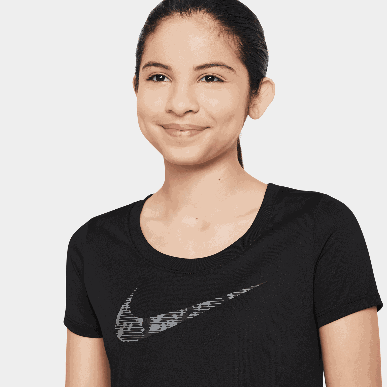 Camiseta Legend Dri-FIT, tamanho infantil - preta