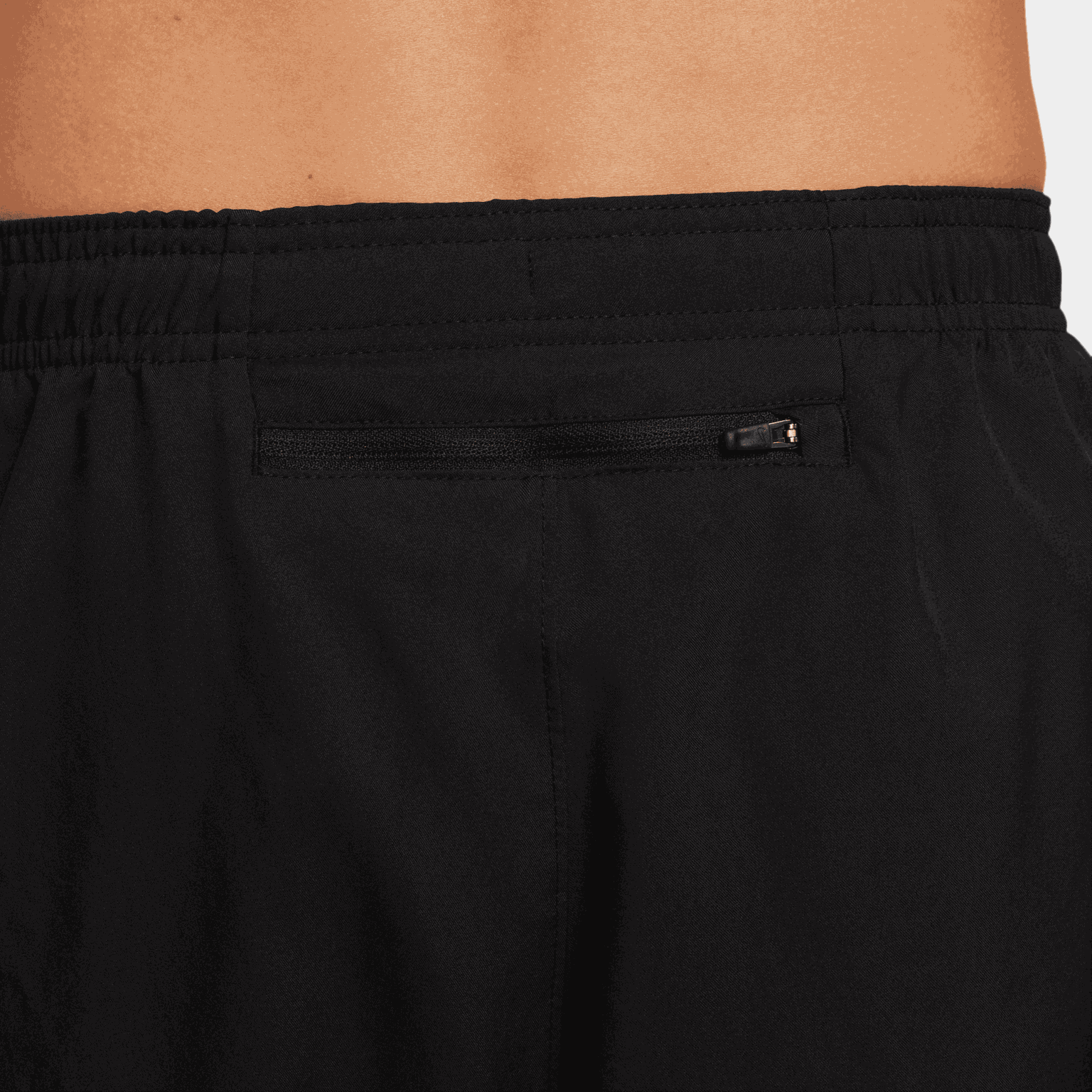 Pantaloni da corsa Challenger da uomo in tessuto Dri-FIT - Neri