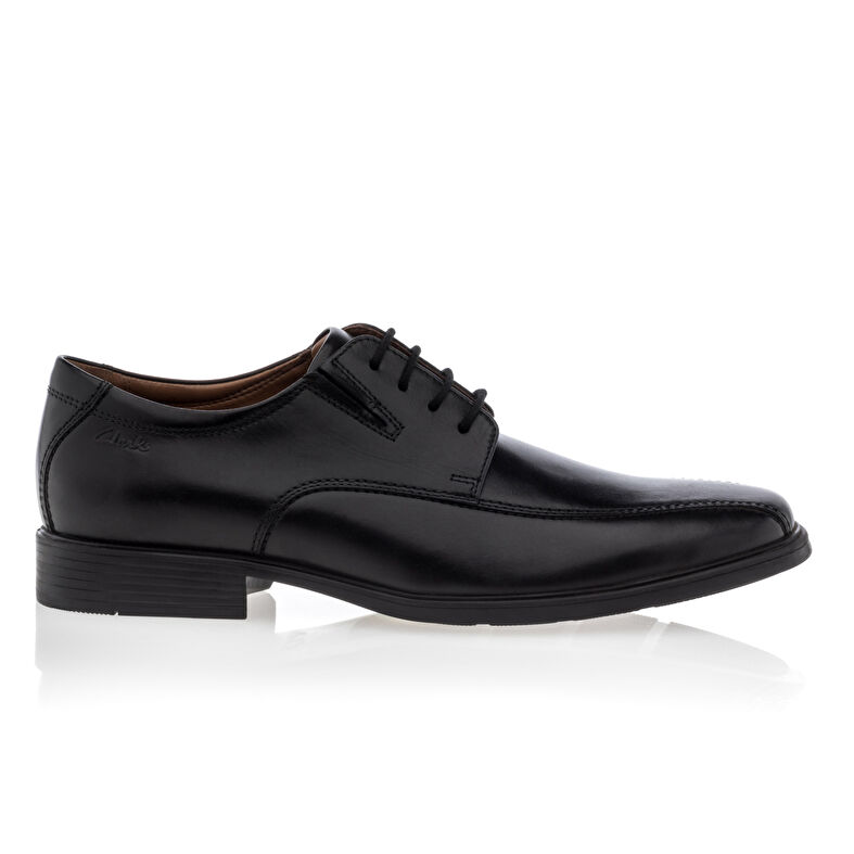 Zwarte nette herenschoenen