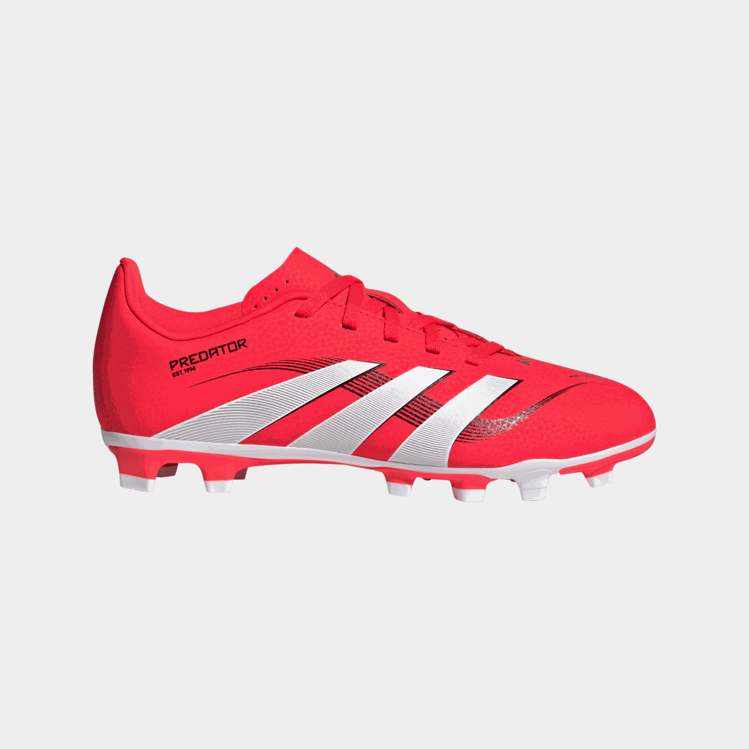 Predator Club FG/MG voetbalschoenen voor kinderen, ontworpen voor spelen op natuurgras en kunstgras.