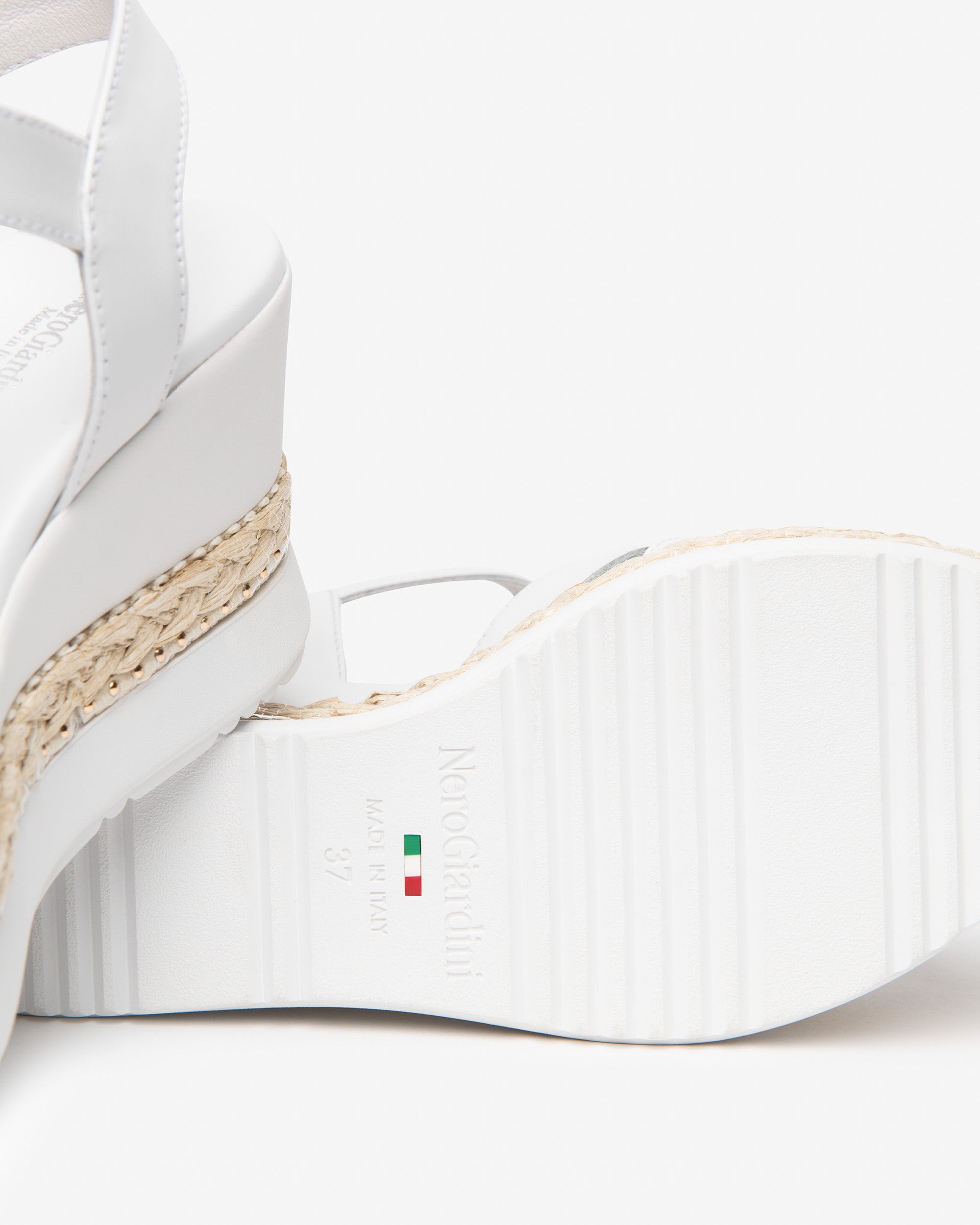  Damen-Ledersandalen