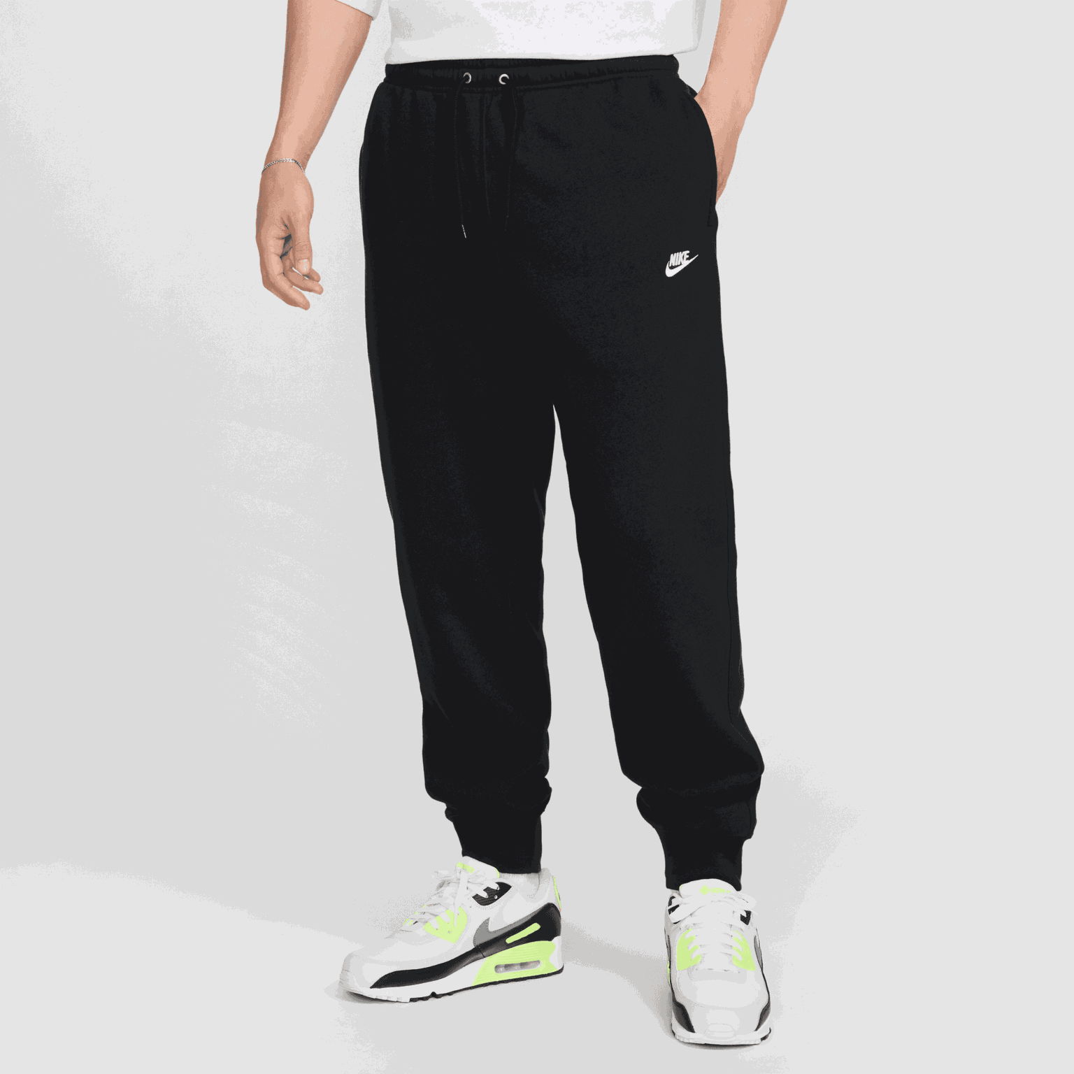  Spodnie dresowe męskie Club BB Jogger