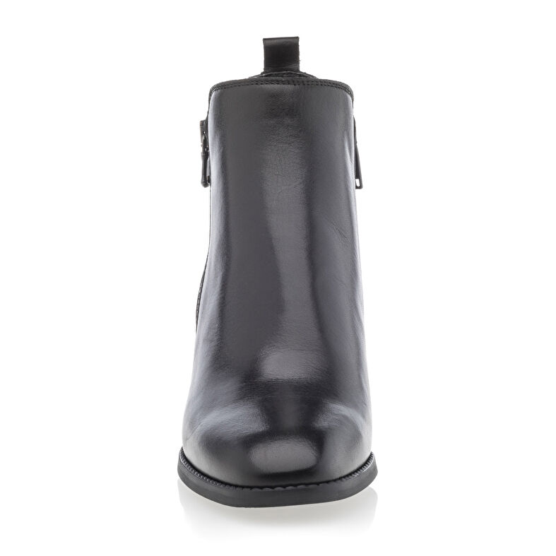 Schwarze Damenstiefel / Stiefeletten