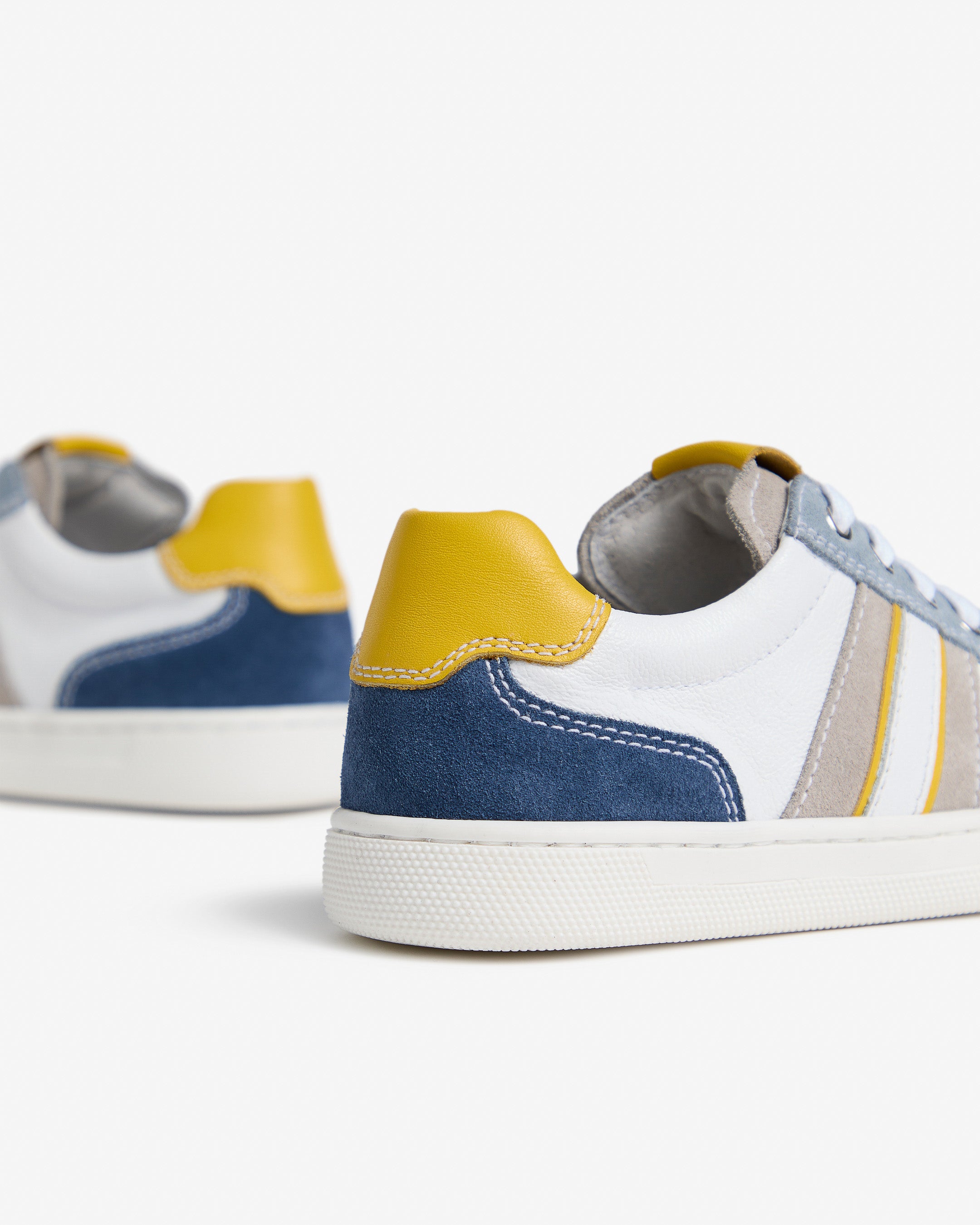  Baskets en cuir et daim pour enfants