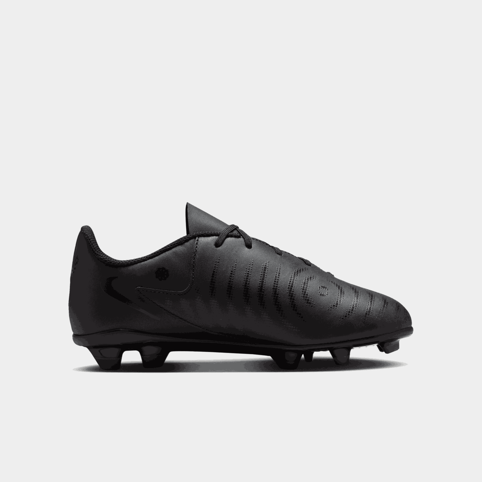 Buty piłkarskie Phantom GX 2 Club FG/MG do gry na trawie naturalnej i sztucznej, juniorskie