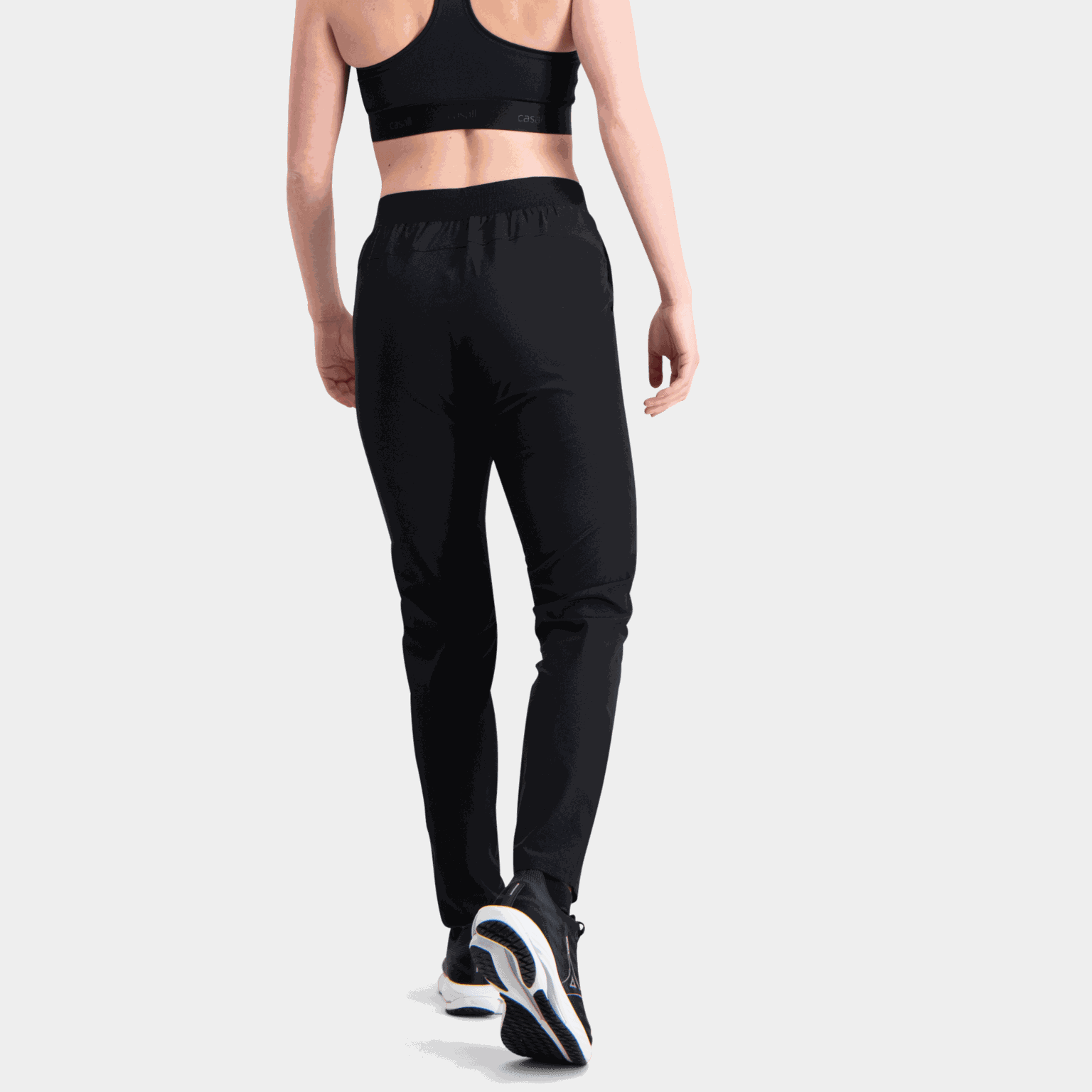  Nauwsluitende joggingbroek voor dames - Zwart