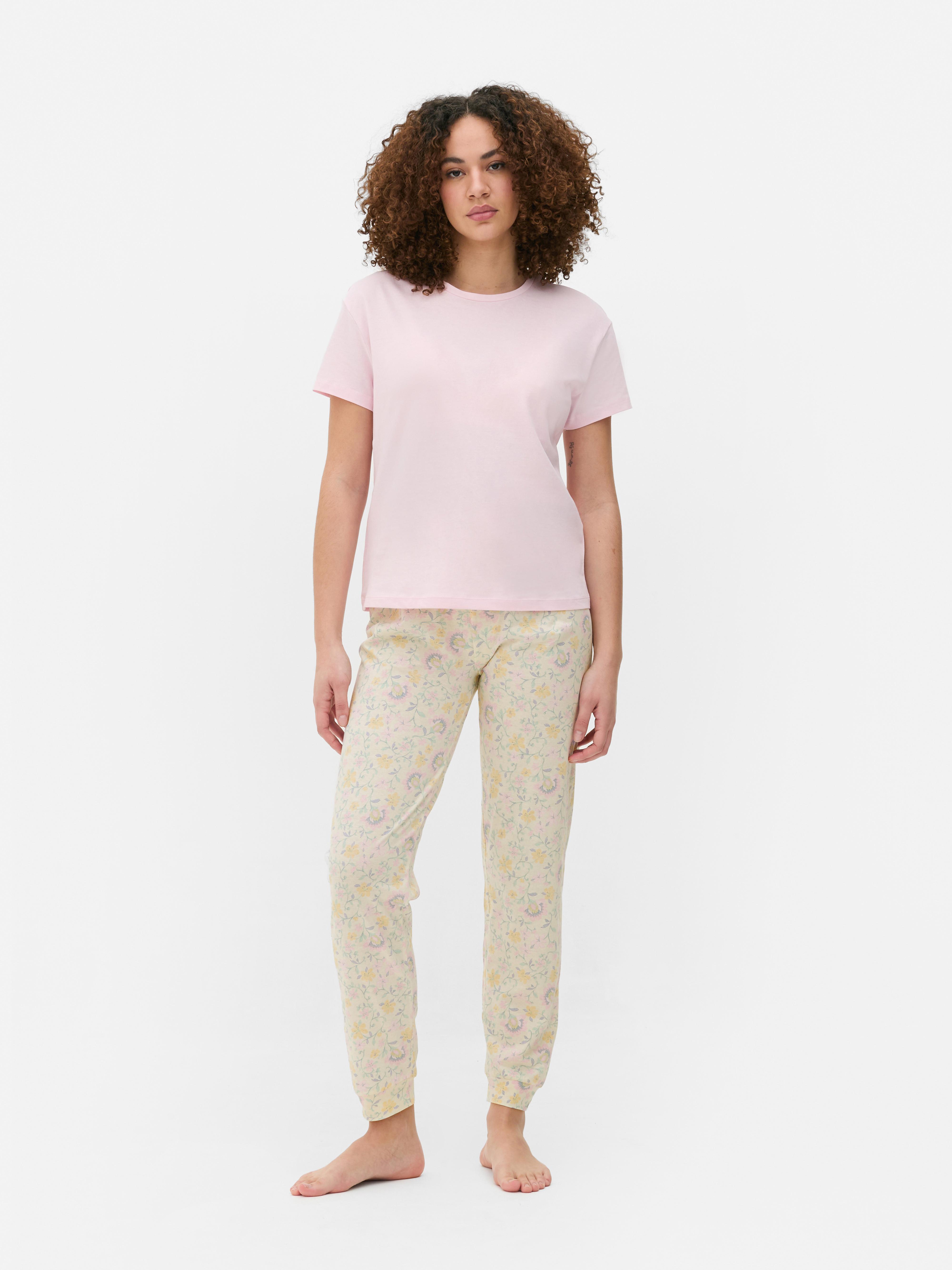 Set de pijama cu mânecă scurtă Un tricou cu mânecă scurtă și pantaloni asortați cu talie elastică