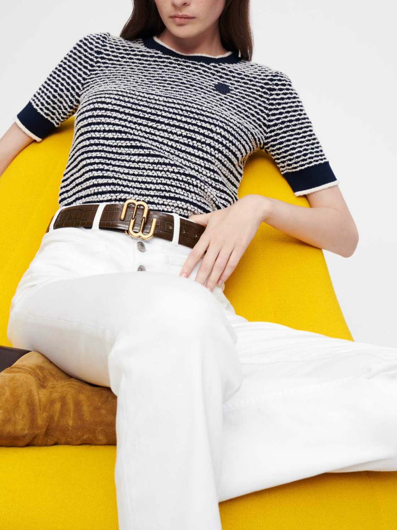 Bell-bottom jeans met zakken en knopen - Wit