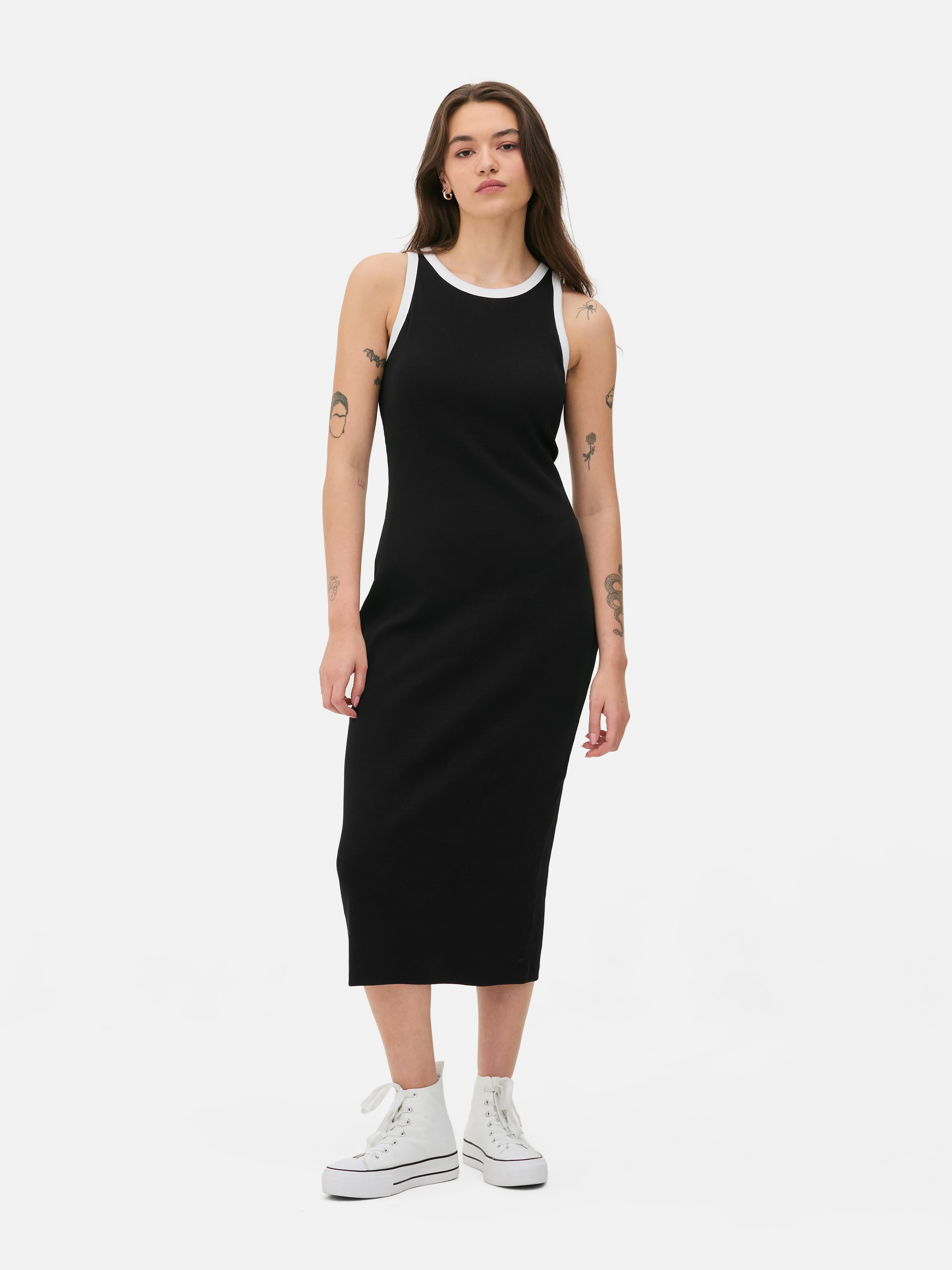 Rochie midi cu spate racer O rochie midi din jerseu cu design cu spate racer