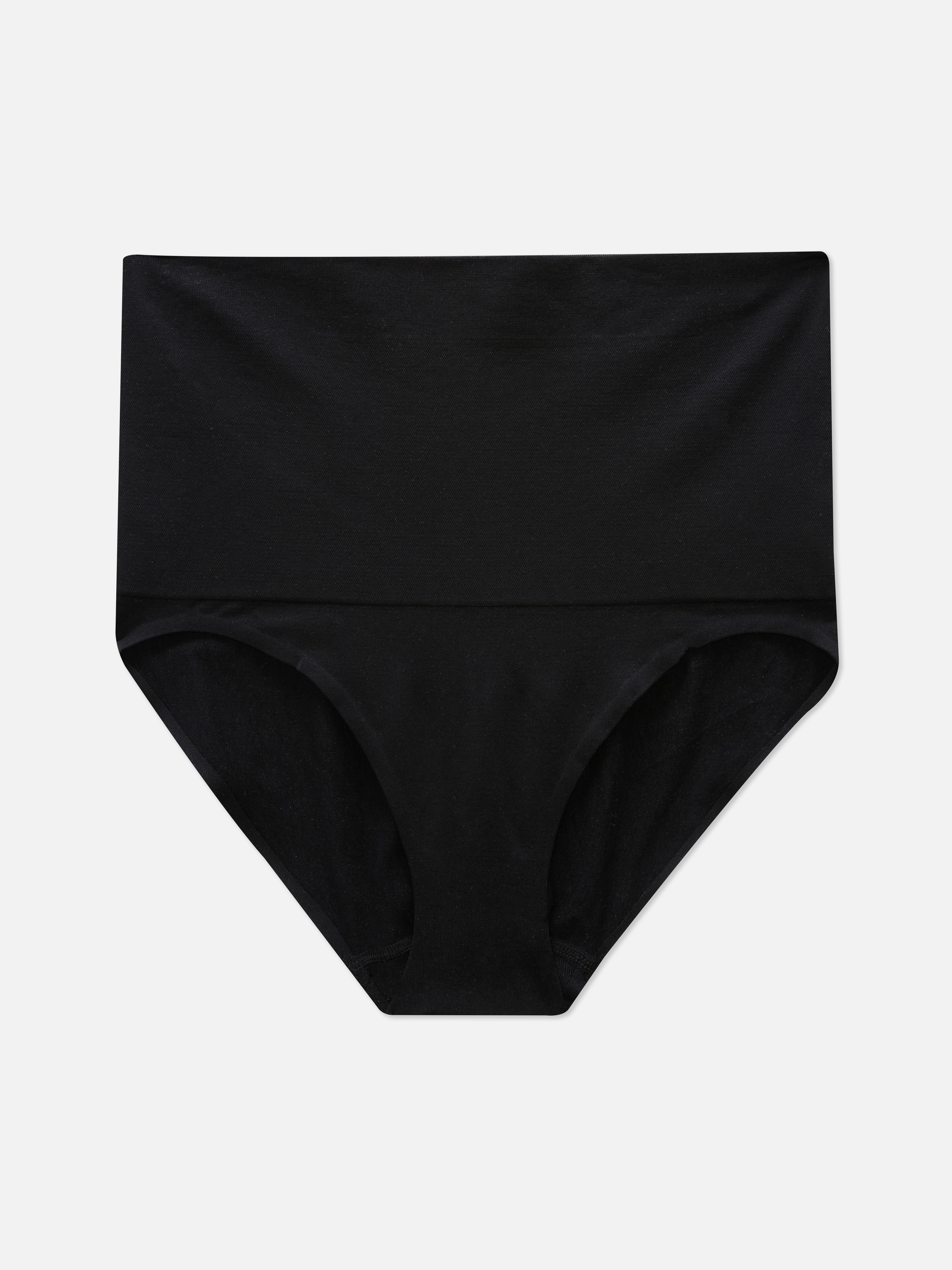 Slip modellanti a vita alta senza cuciture. Questi slip elasticizzati e contenitivi possono aiutarti ad aumentare la tua autostima.