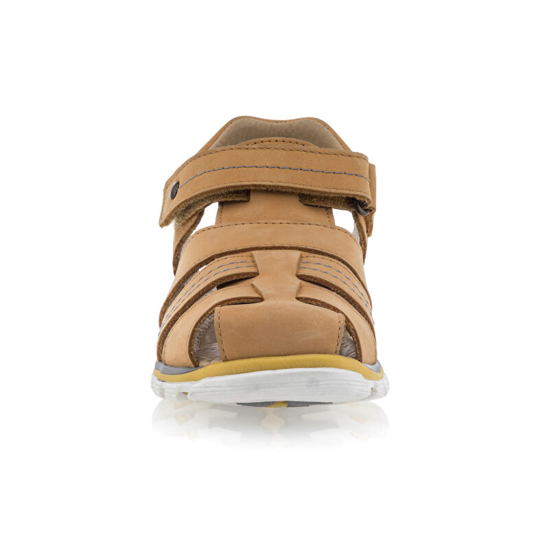 Sandalias amarillas para niño / Zapatos de punta abierta