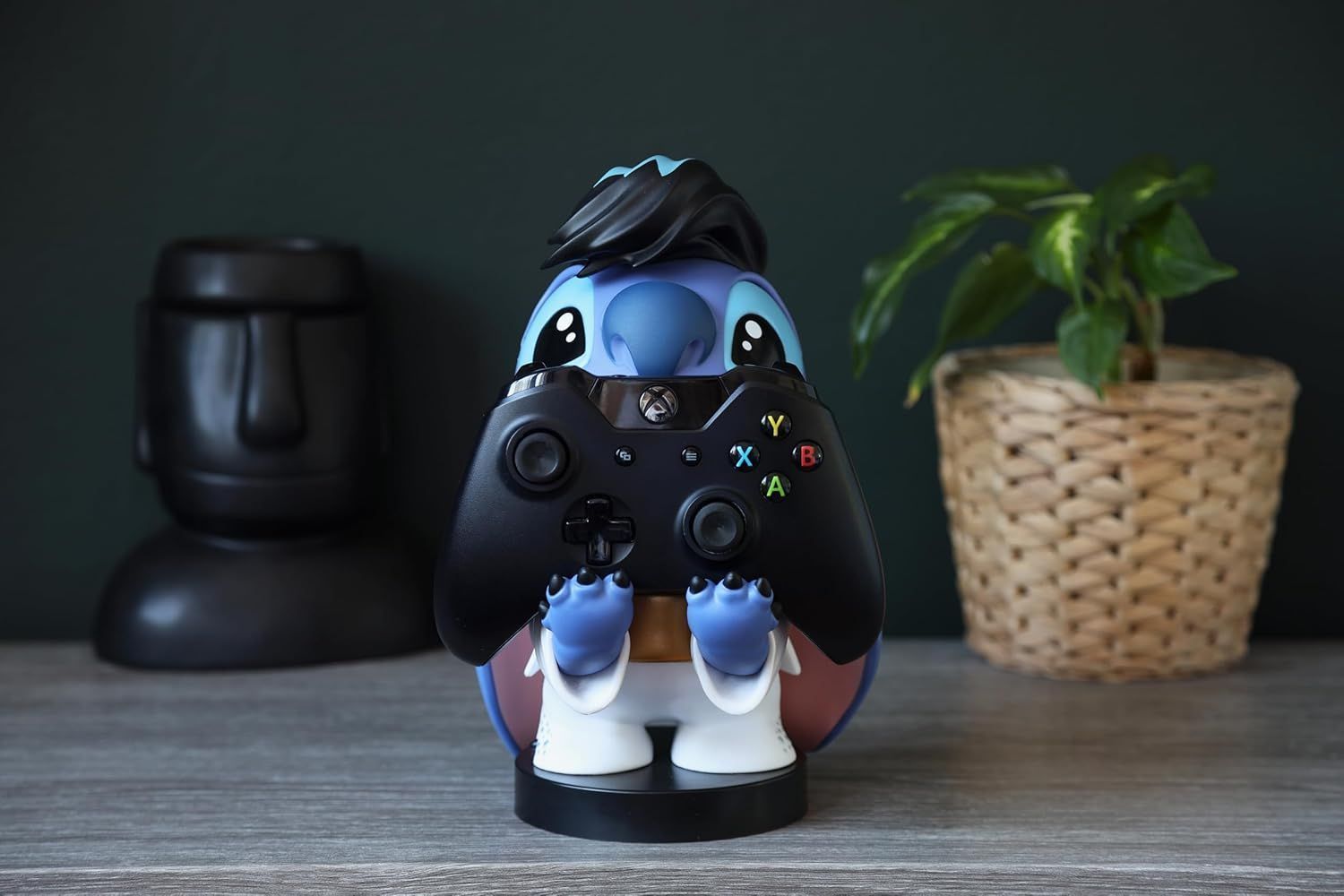 Figurine Disney Stitch Elvis - EXQUISITE GAMING - Cable Guys - Support écouteurs, smartphone ou petit accessoire - 20 cm