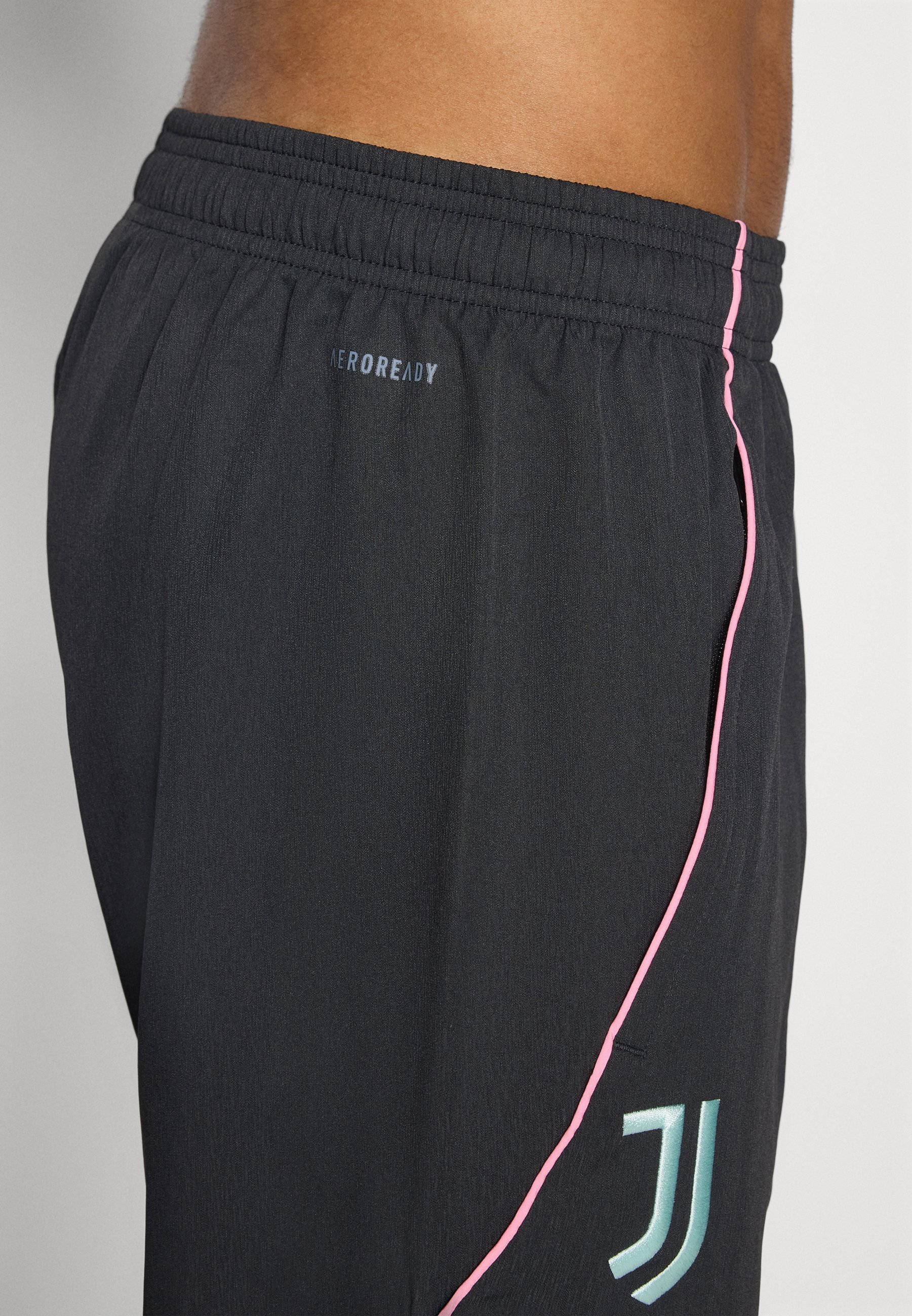 adidas Performance JUVENTUS 25/26 TIRO25 COMPETITION PRESENTATION PANTS - Clubkleding - zwart