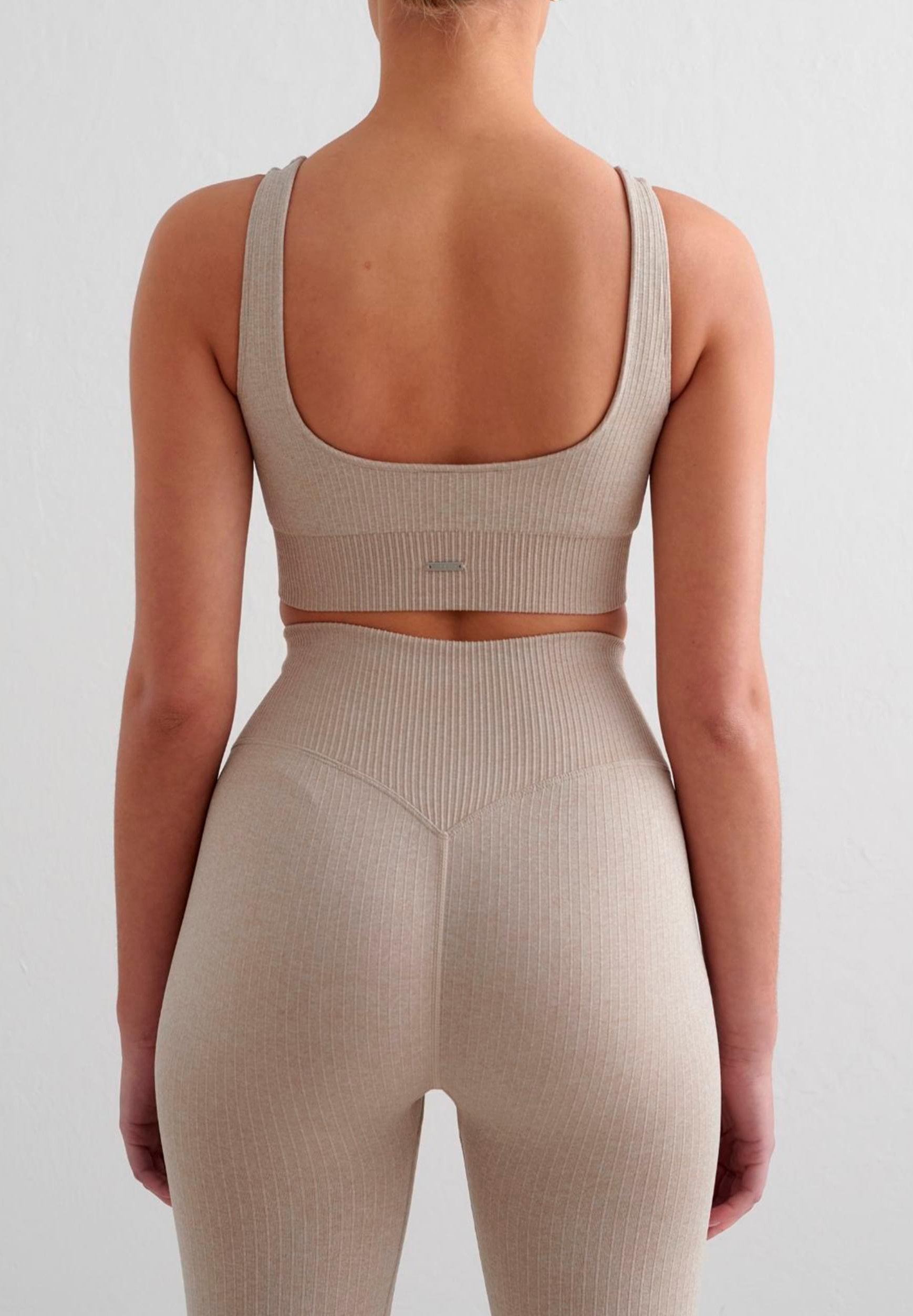aim'n® RIBBED SEAMLESS - Sportbeha met gemiddelde ondersteuning - beige