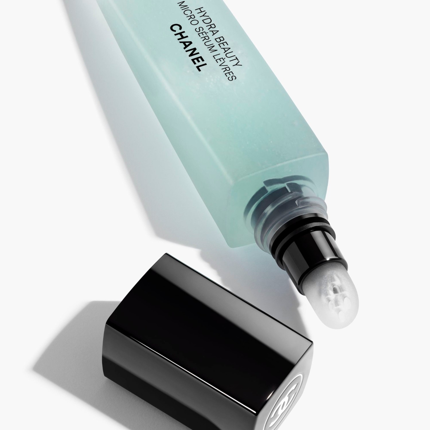 CHANEL Lipplumper HYDRA BEAUTY intensyviai putlinantis drėkiklis – 11 ml