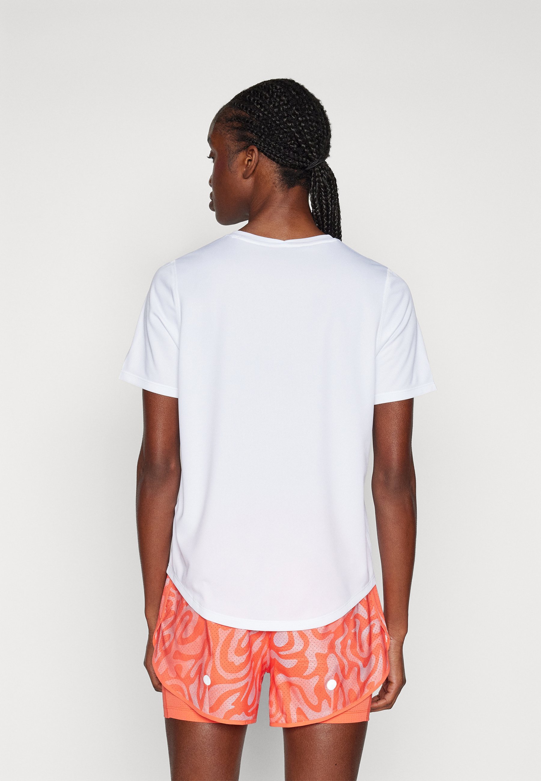 ASICS CORE TOP - Sport T-shirt - wit