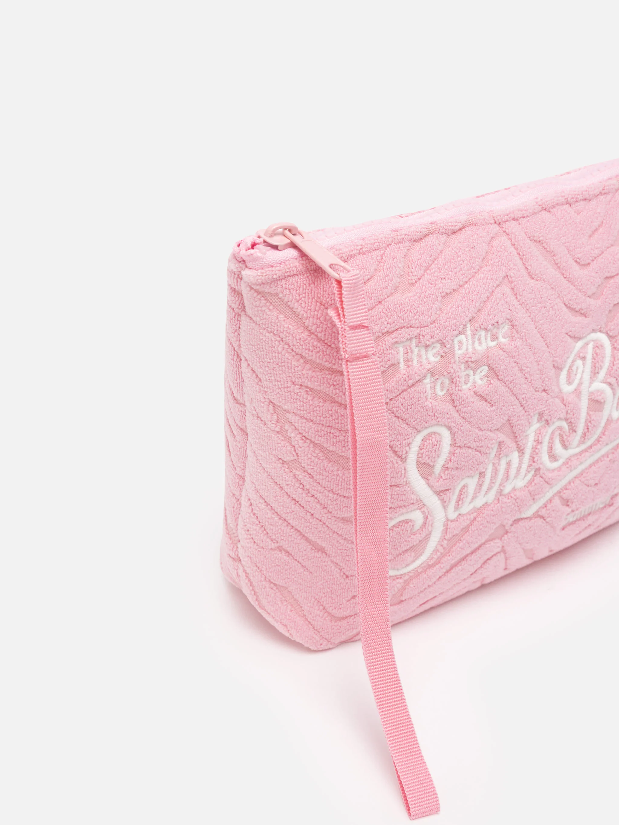 Aline clutch tas van roze spons met reliëf zebramotief