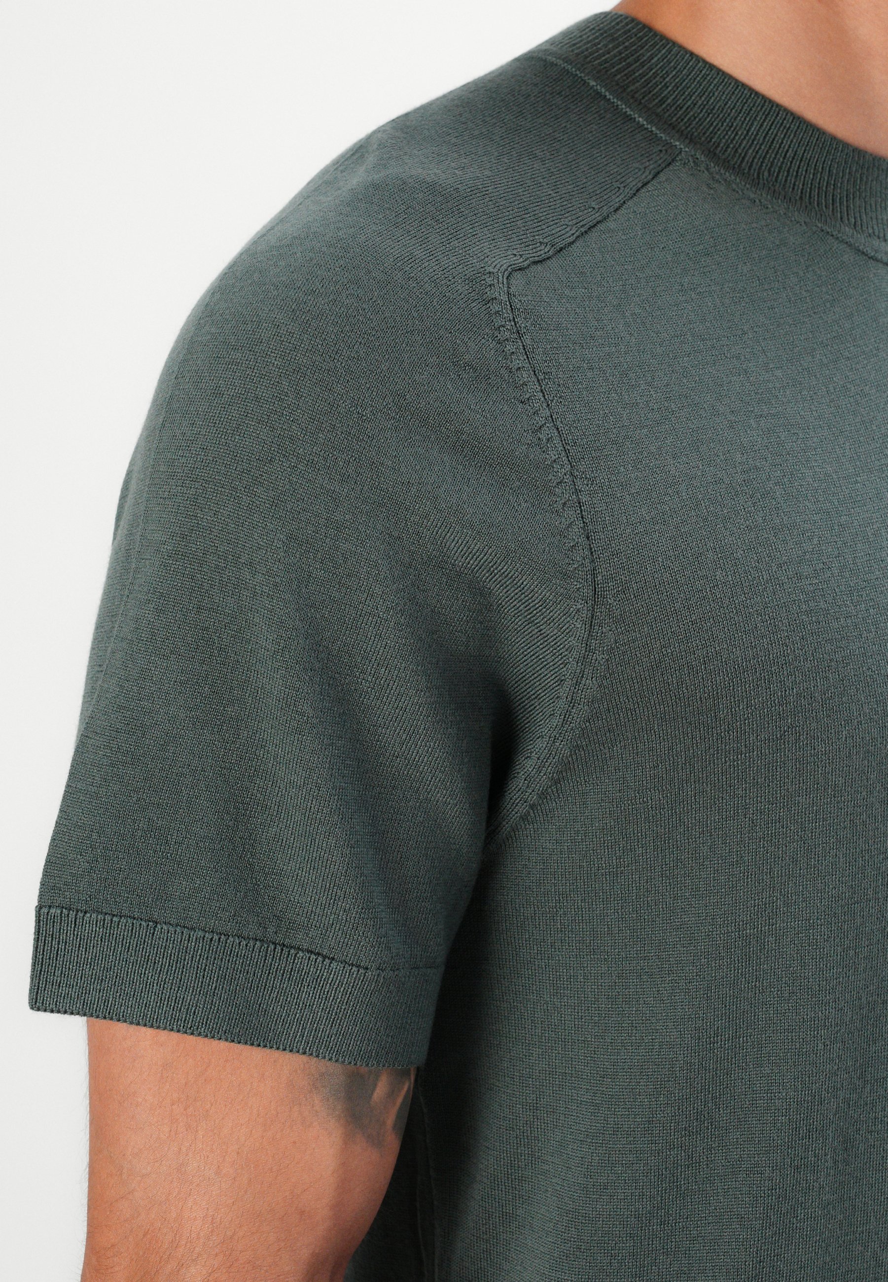 Pull Selected Homme SLHTRAY CREW NECK - coloris forêt profonde