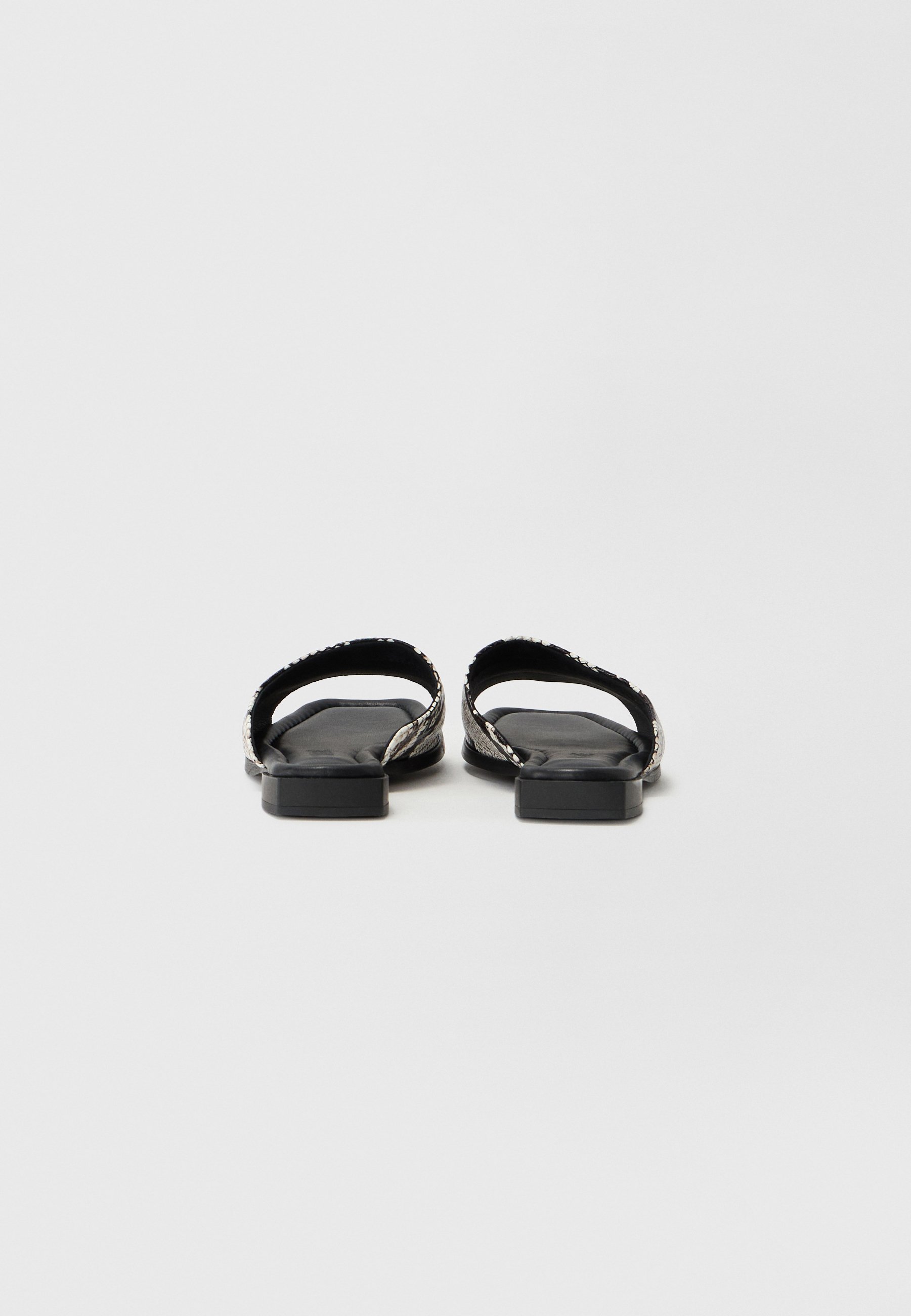 Samsøe Samsøe SATERZA - Papuci - negru/alb