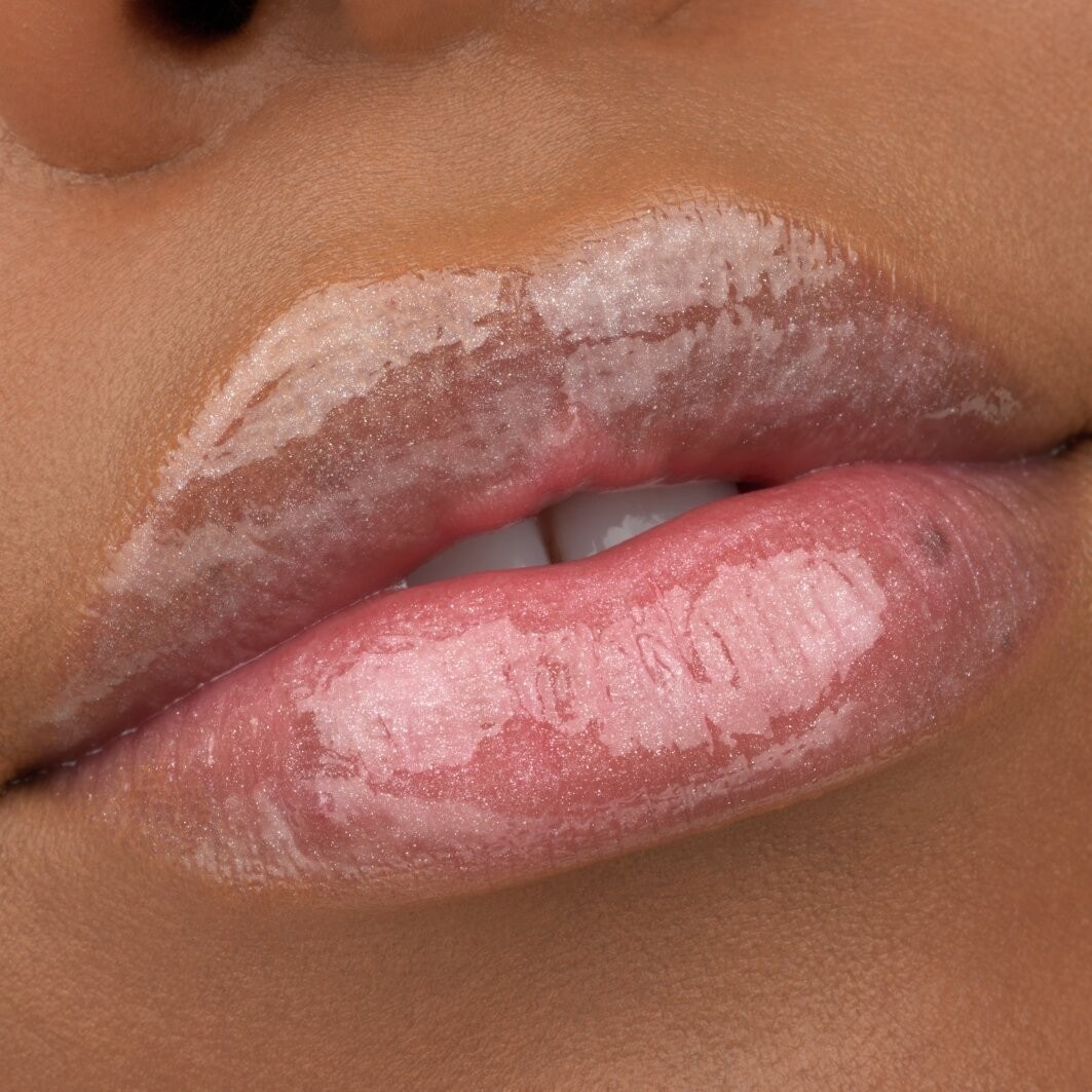 Essence what the fake! PLUMPING LIP FILLER