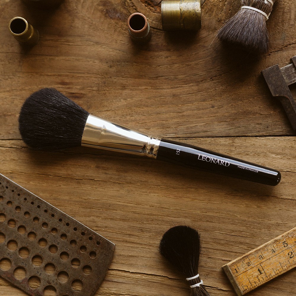 Leonard brushes Pinceau poudre plat bombé