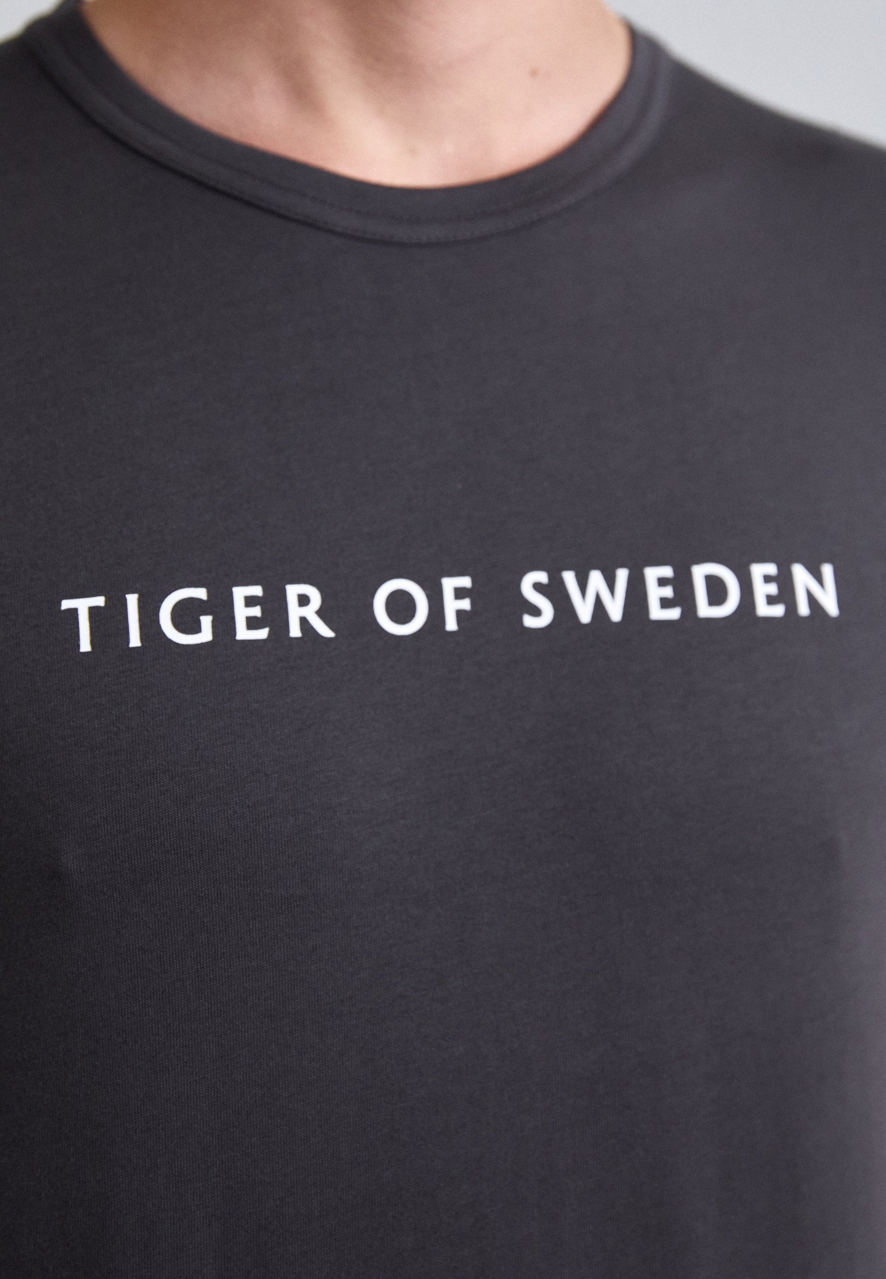 Tigre di Svezia OLAF - Maglietta stampata - fantasma