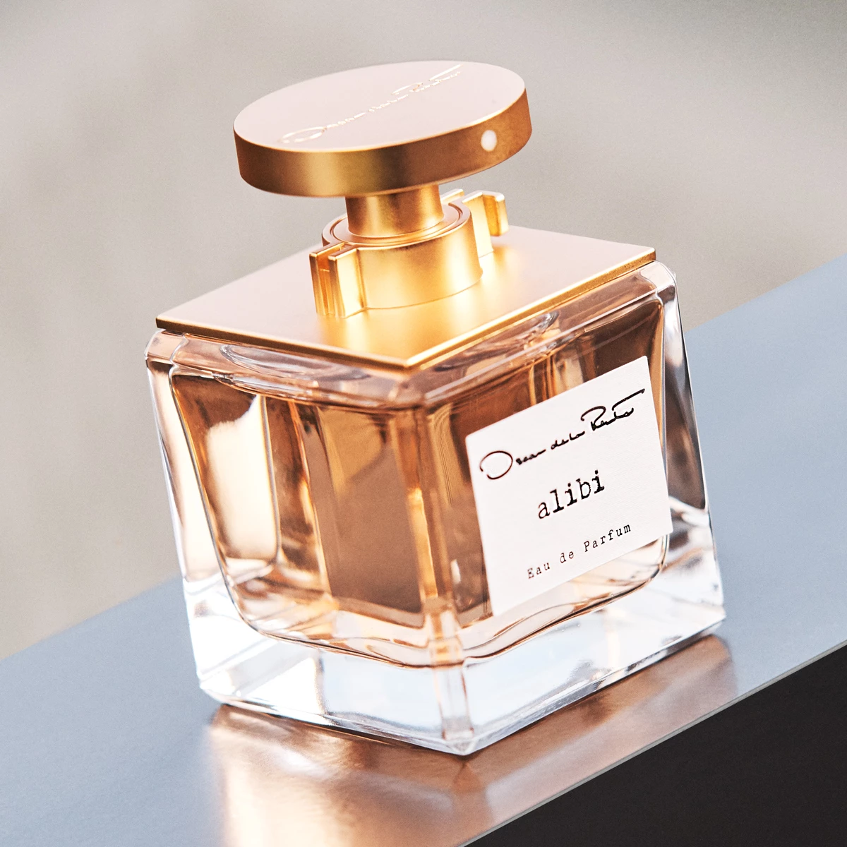 Alibi EdP 50 ml - Oscar De La Renta