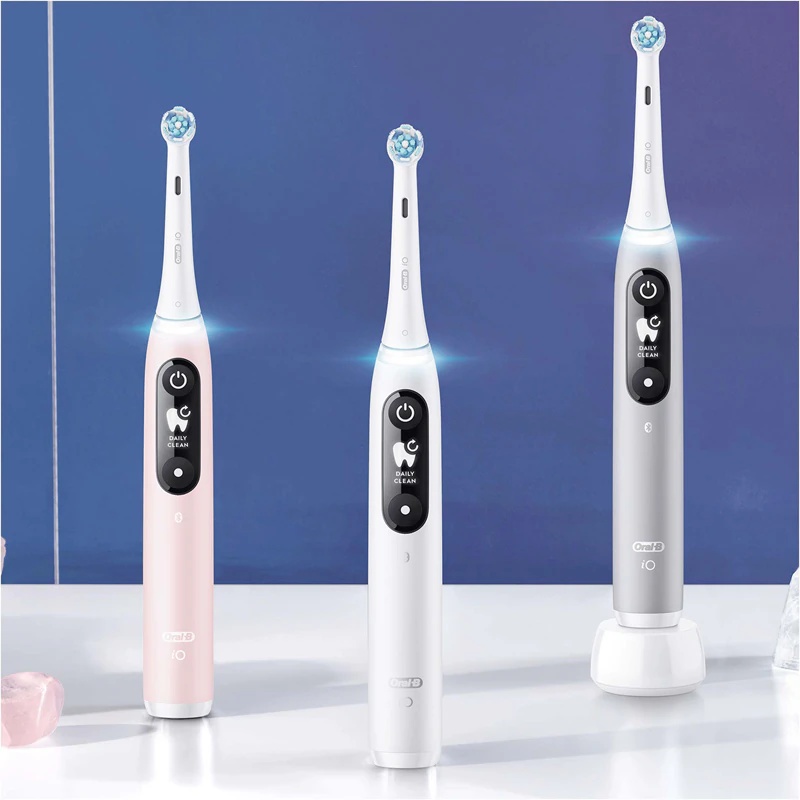 „Oral-B iO6“ elektrinis dantų šepetėlis su dėklu