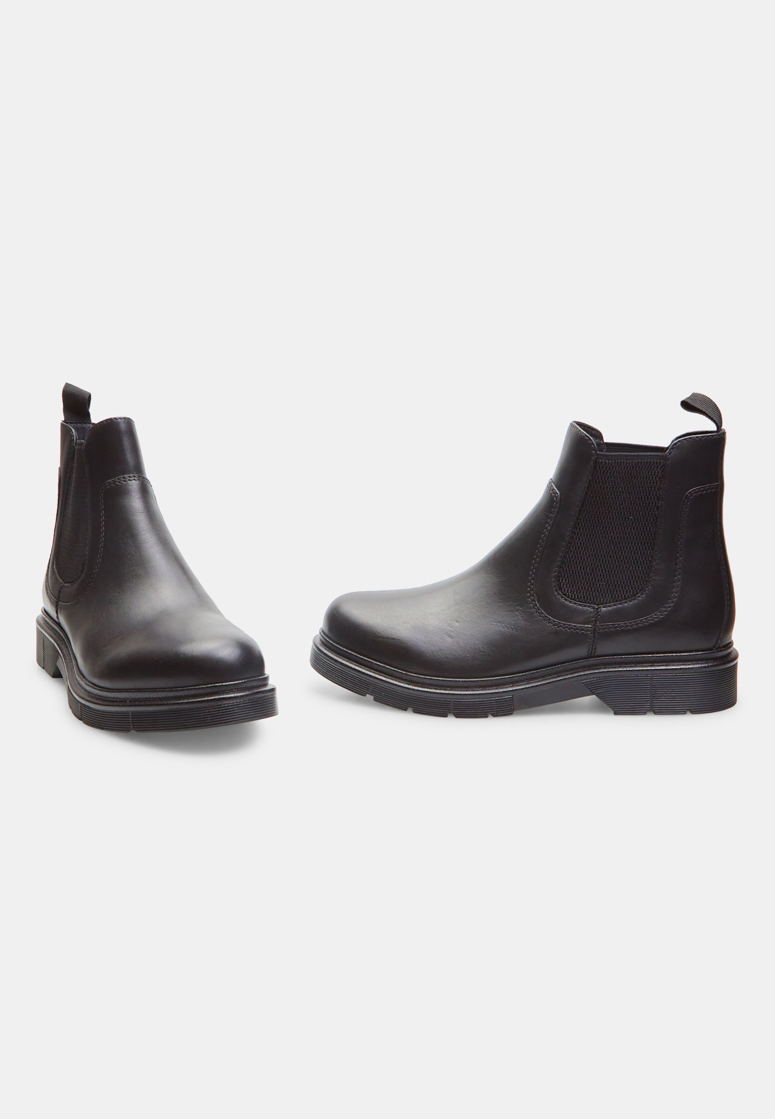 Stivaletti Bata Classic - neri