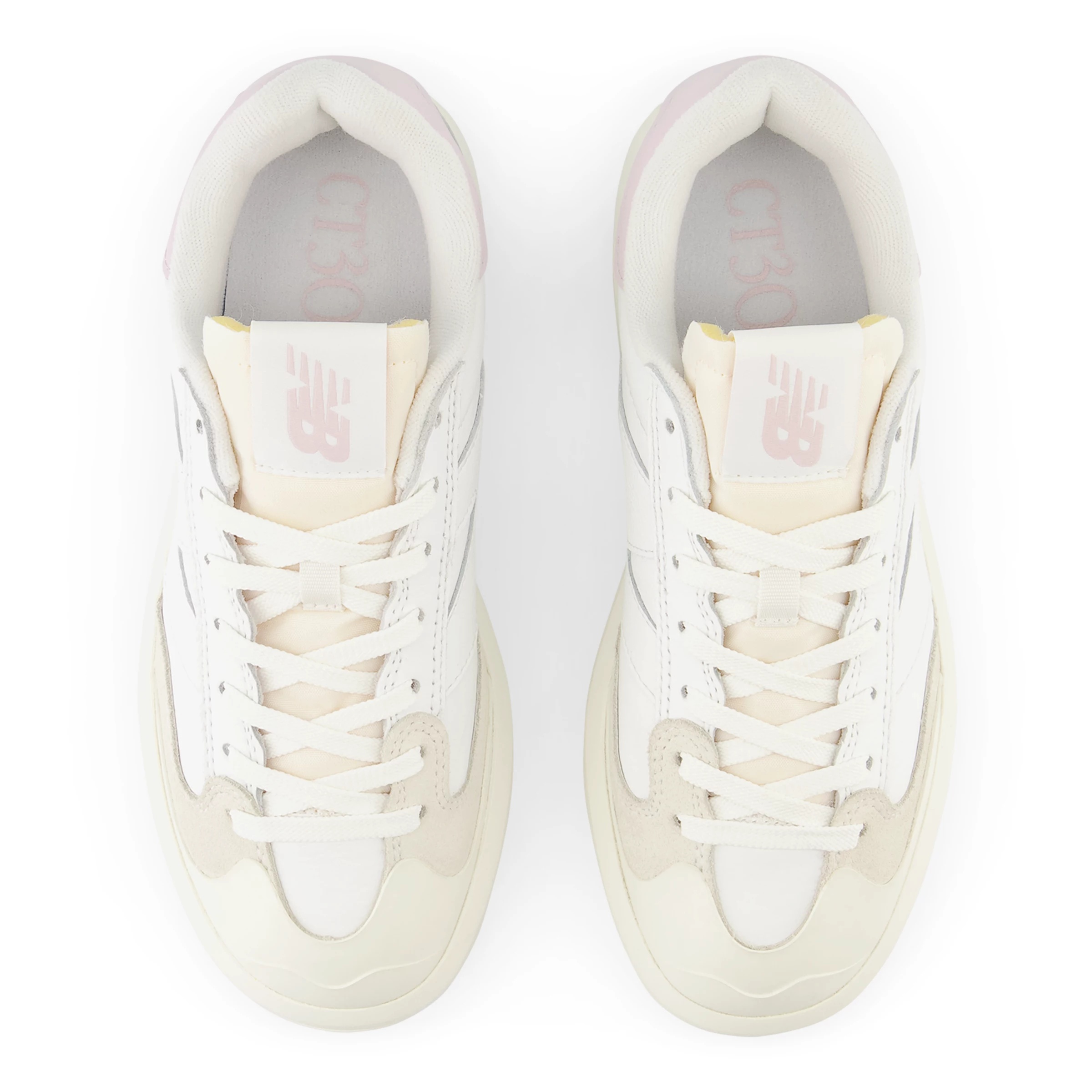 CT302 White con December Sky