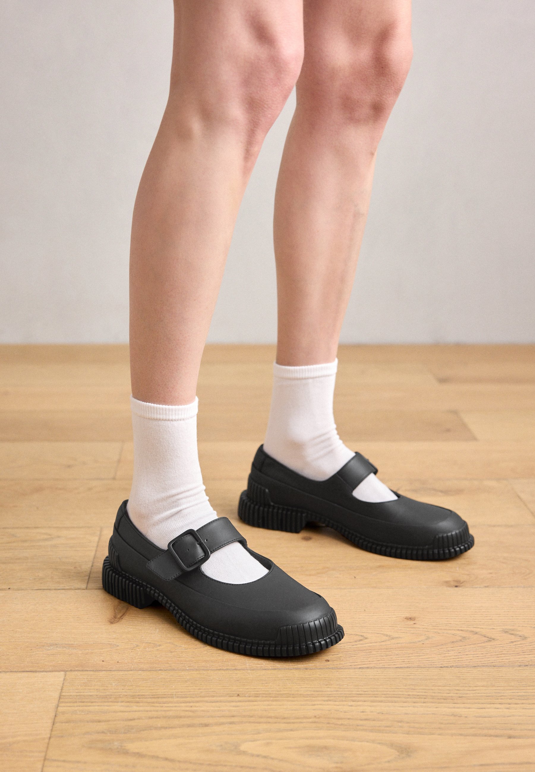 Camper PIX - Ballerina's met enkelbandje - Velocity